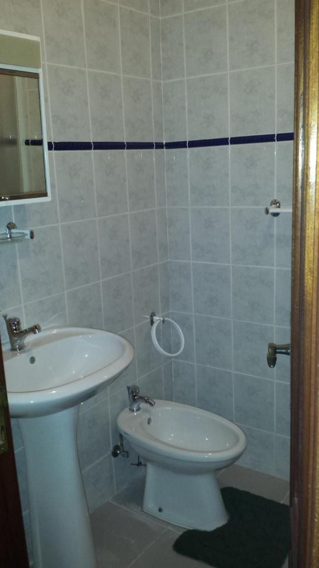 Double Room with Private Bathroom - Photo 16