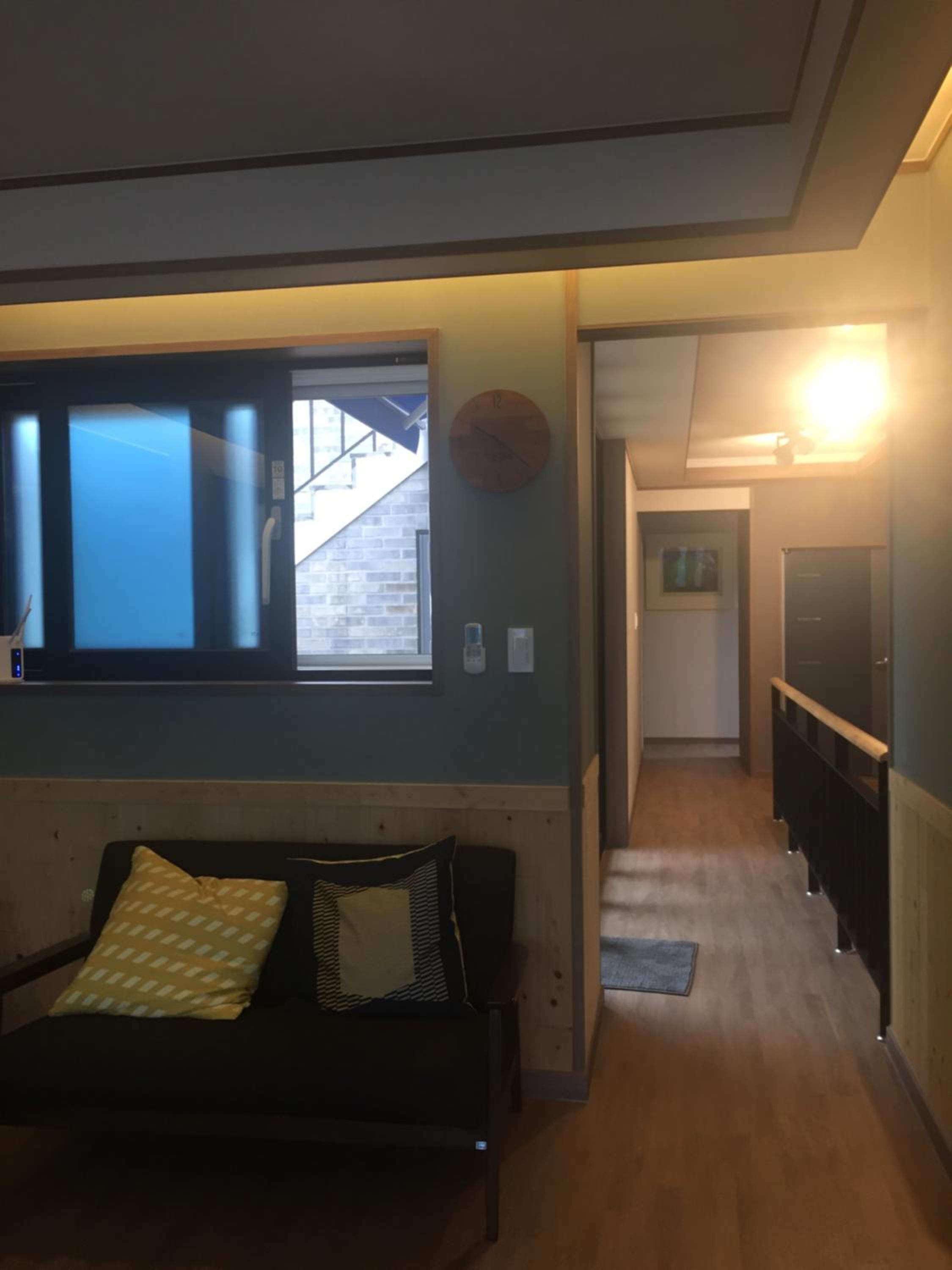 Double Room with Shared Bathroom photo 3