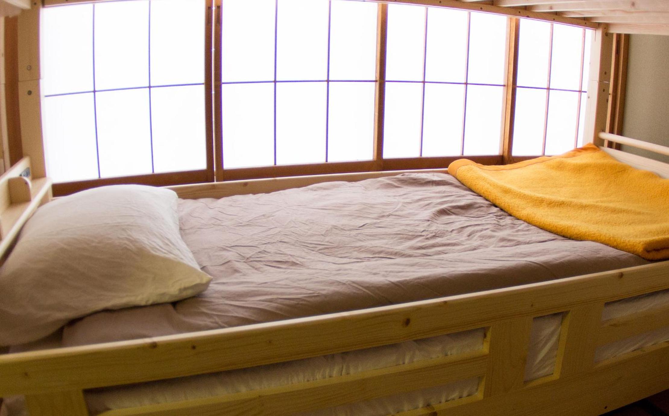 Bed in 8-Bed Mixed Dormitory Room
