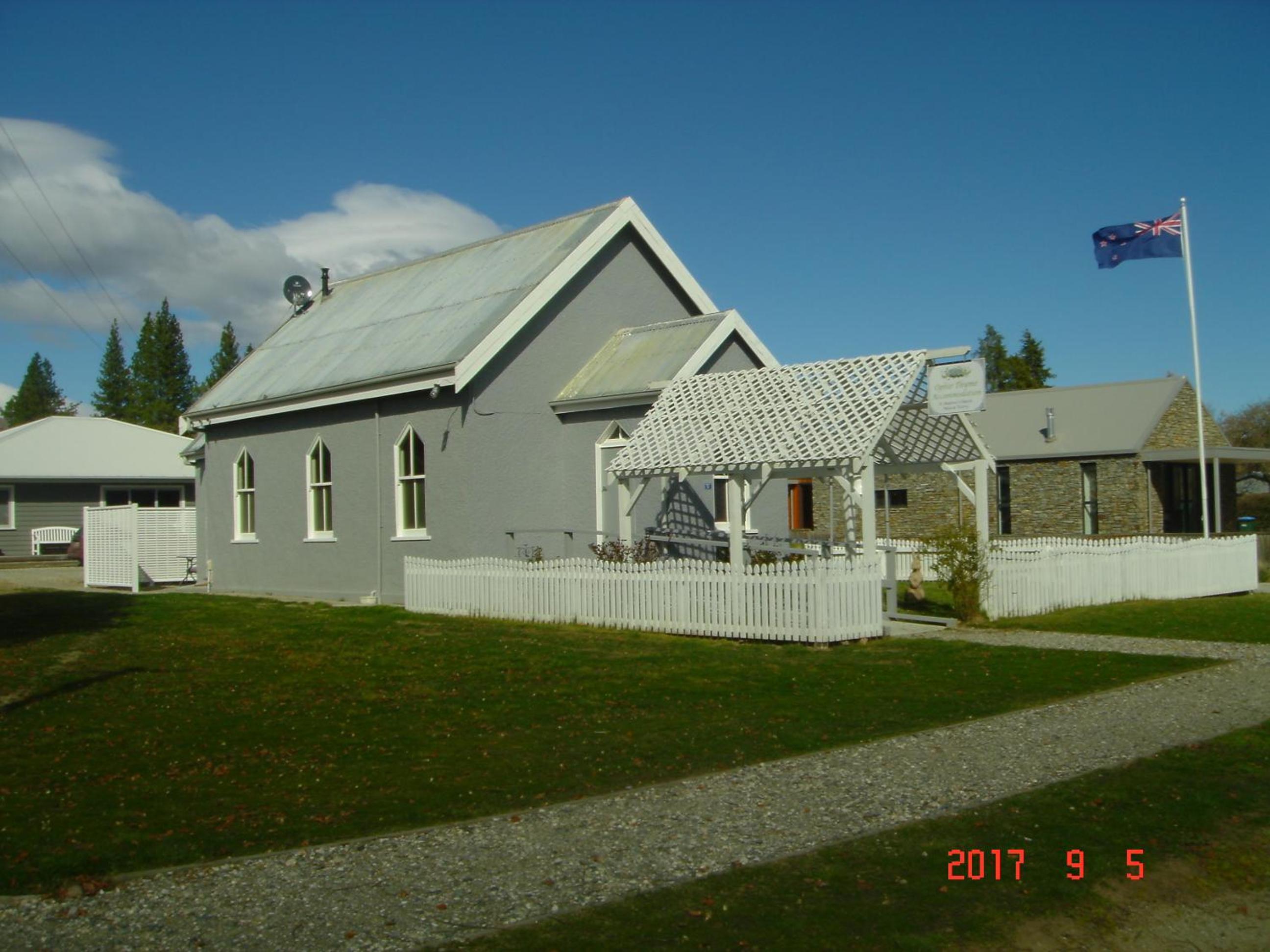 One-Bedroom House photo 2