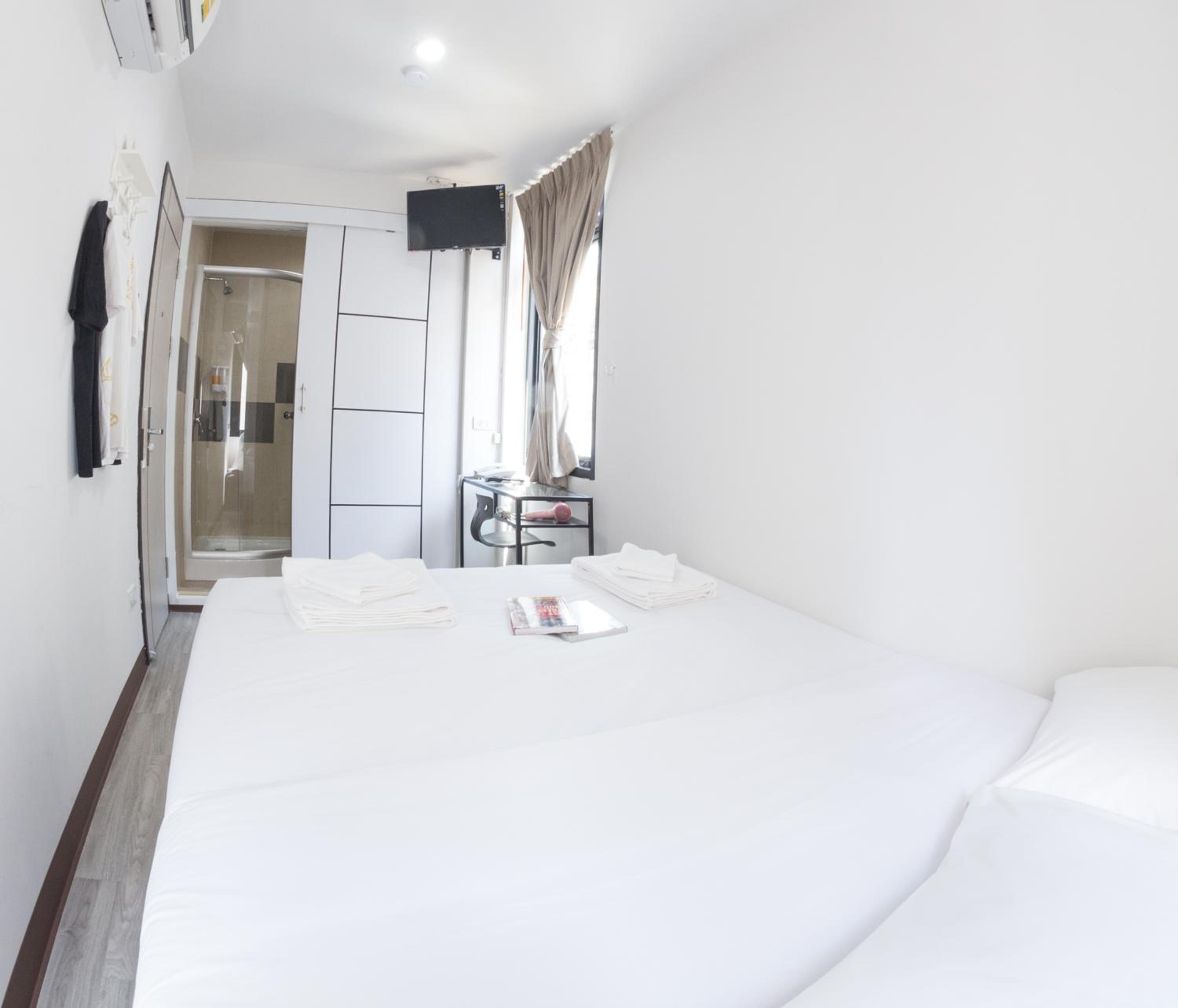 Economy Double Room photo 1
