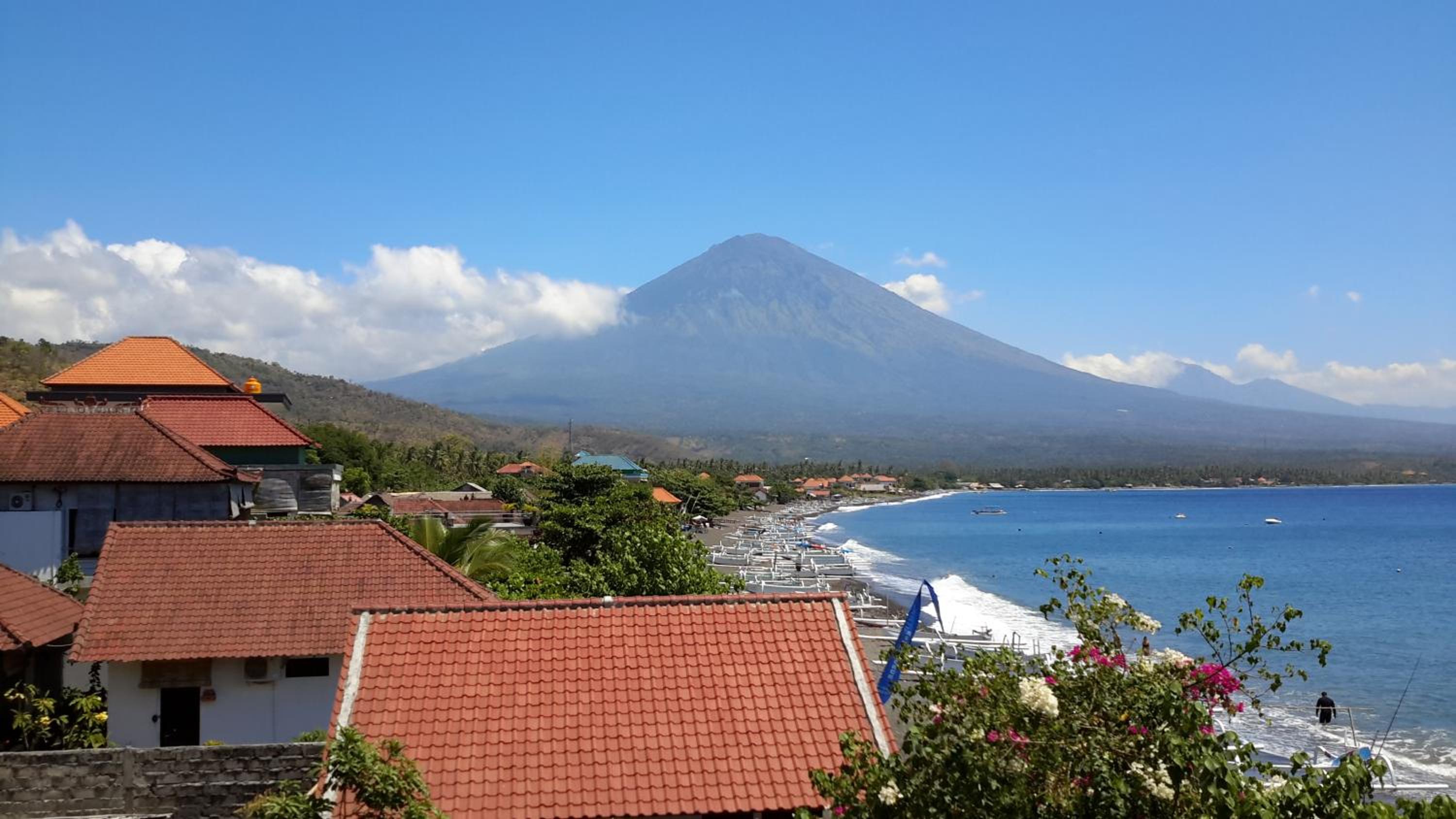 Deluxe Double Room with Balcony and Ocean View - Photo 14