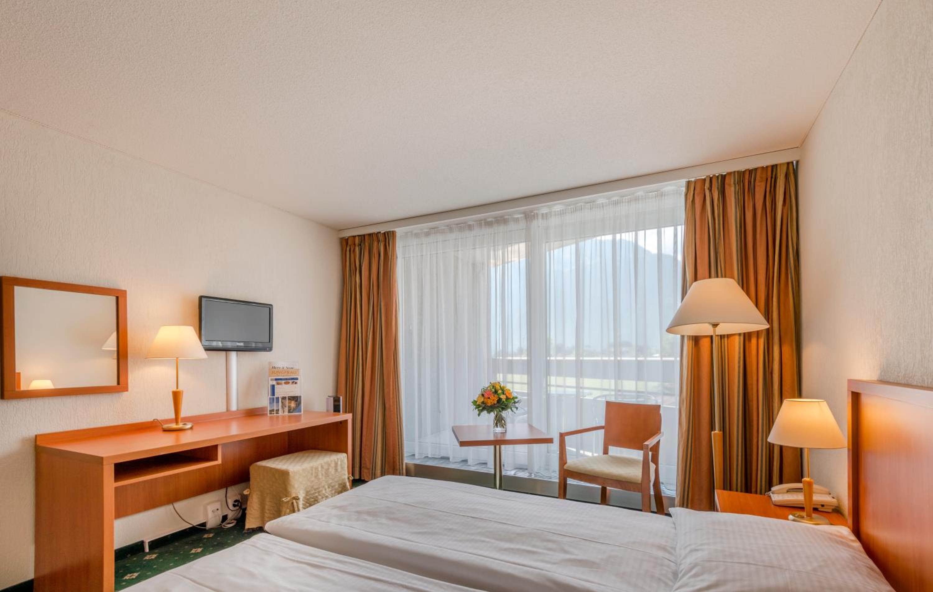 Standard Double Room - Queen Bed - Photo 3