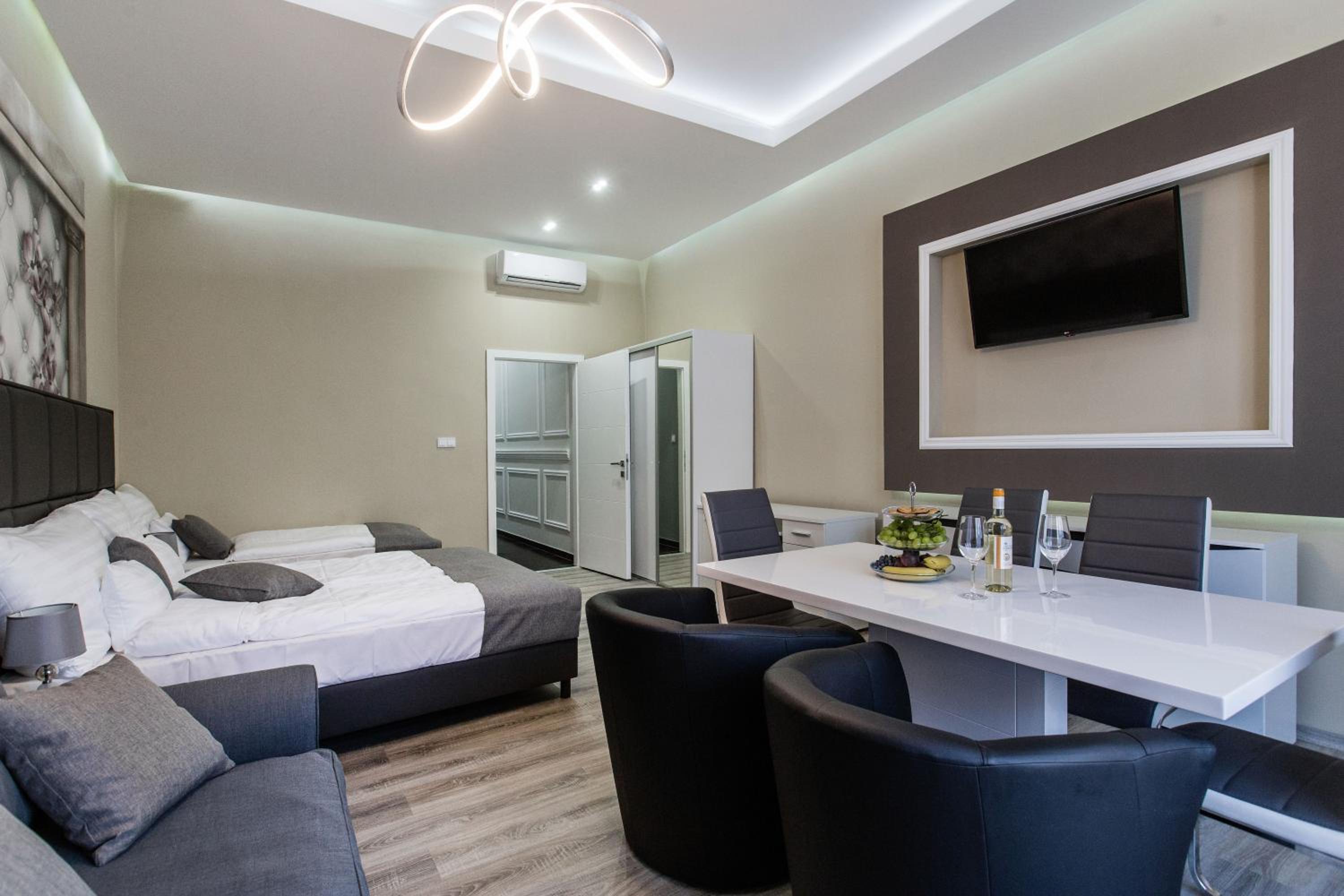 Superior Apartment - Photo 2