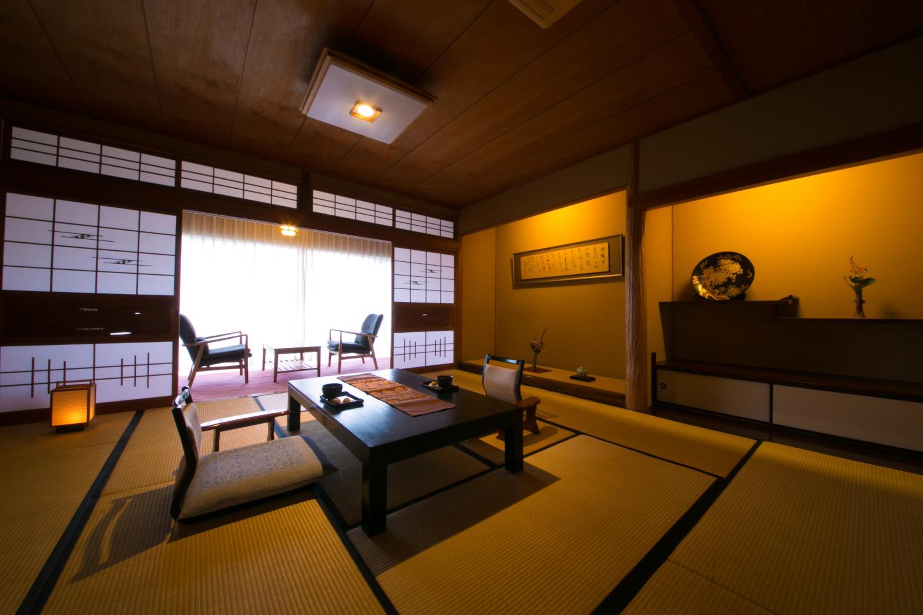 Japanese-Style Deluxe Room - Non-Smoking - Photo 1