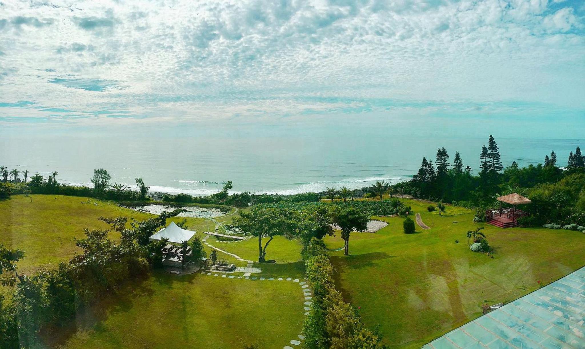 Deluxe Triple Room with Sea View photo 3