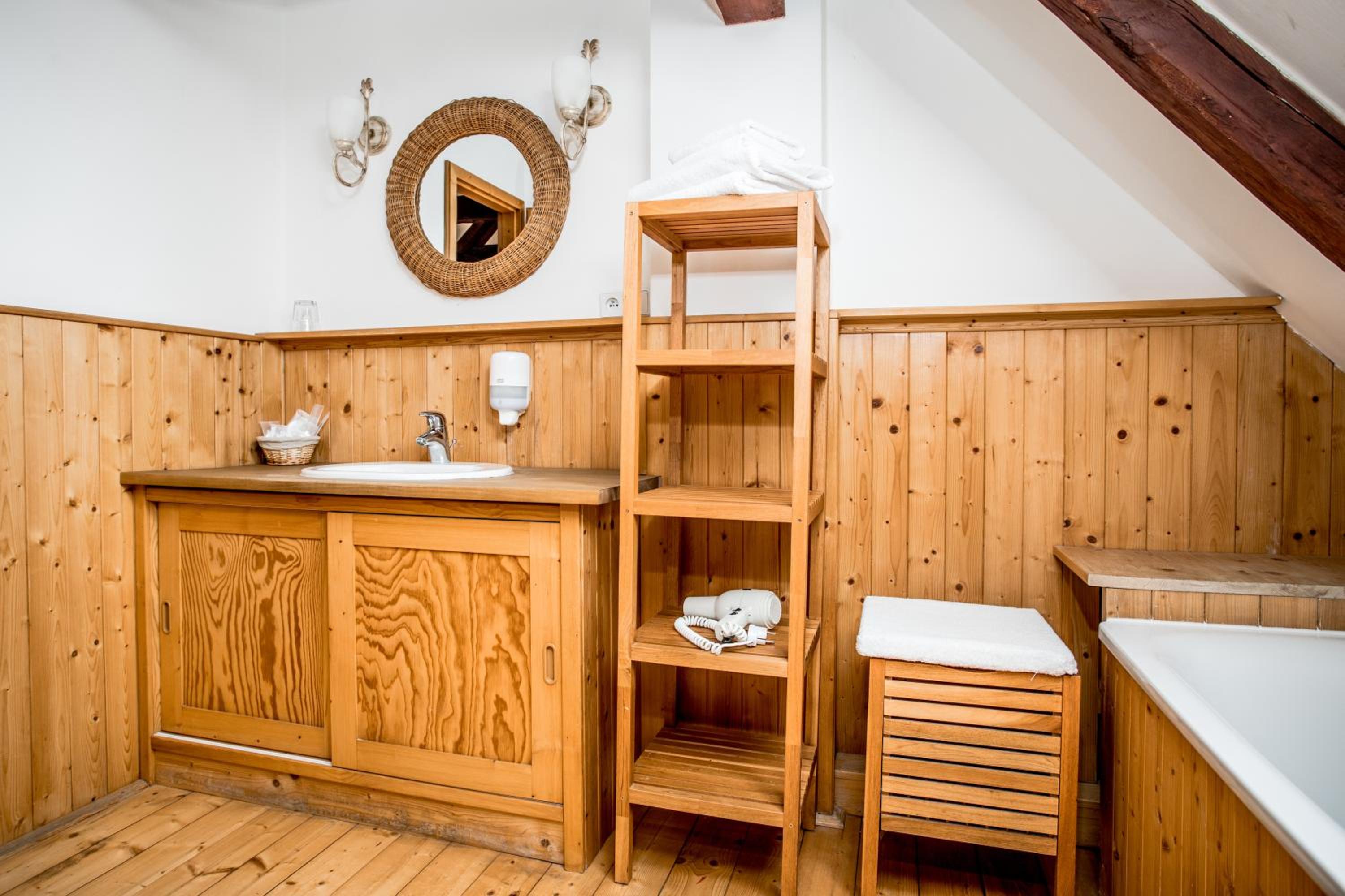 Superior Double Room - Photo 32