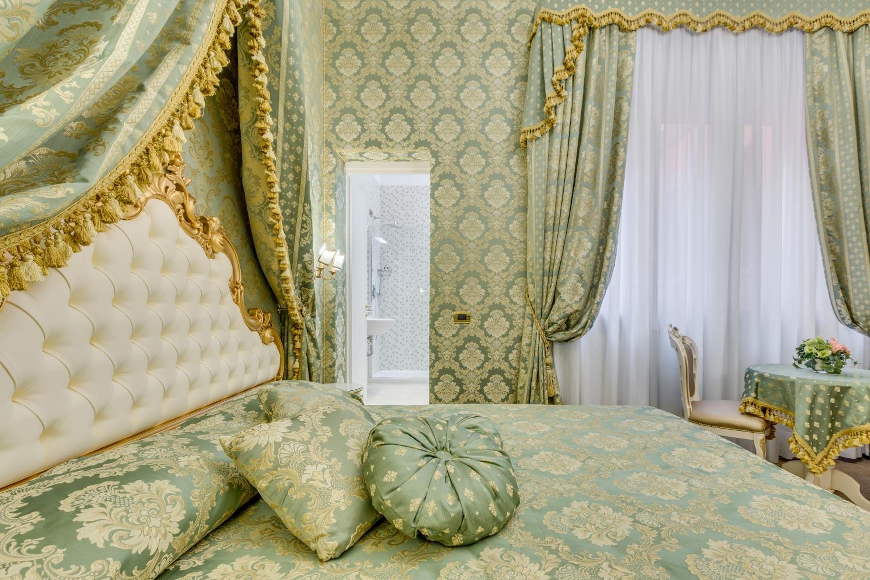 Superior Double or Twin Room photo 2