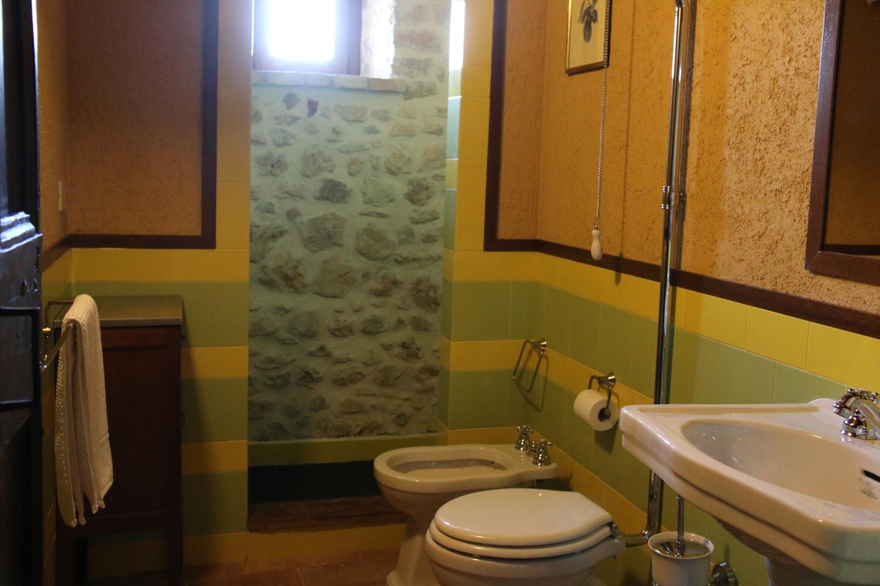 Quadruple Room with Mountain View - Photo 4
