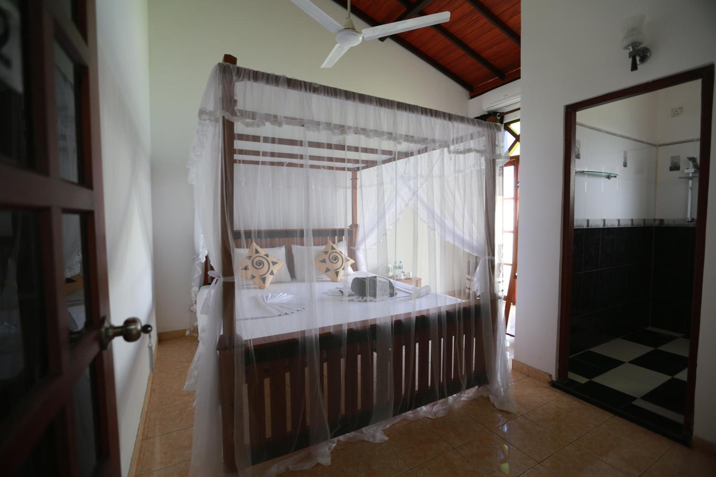 Deluxe Double Room photo 3