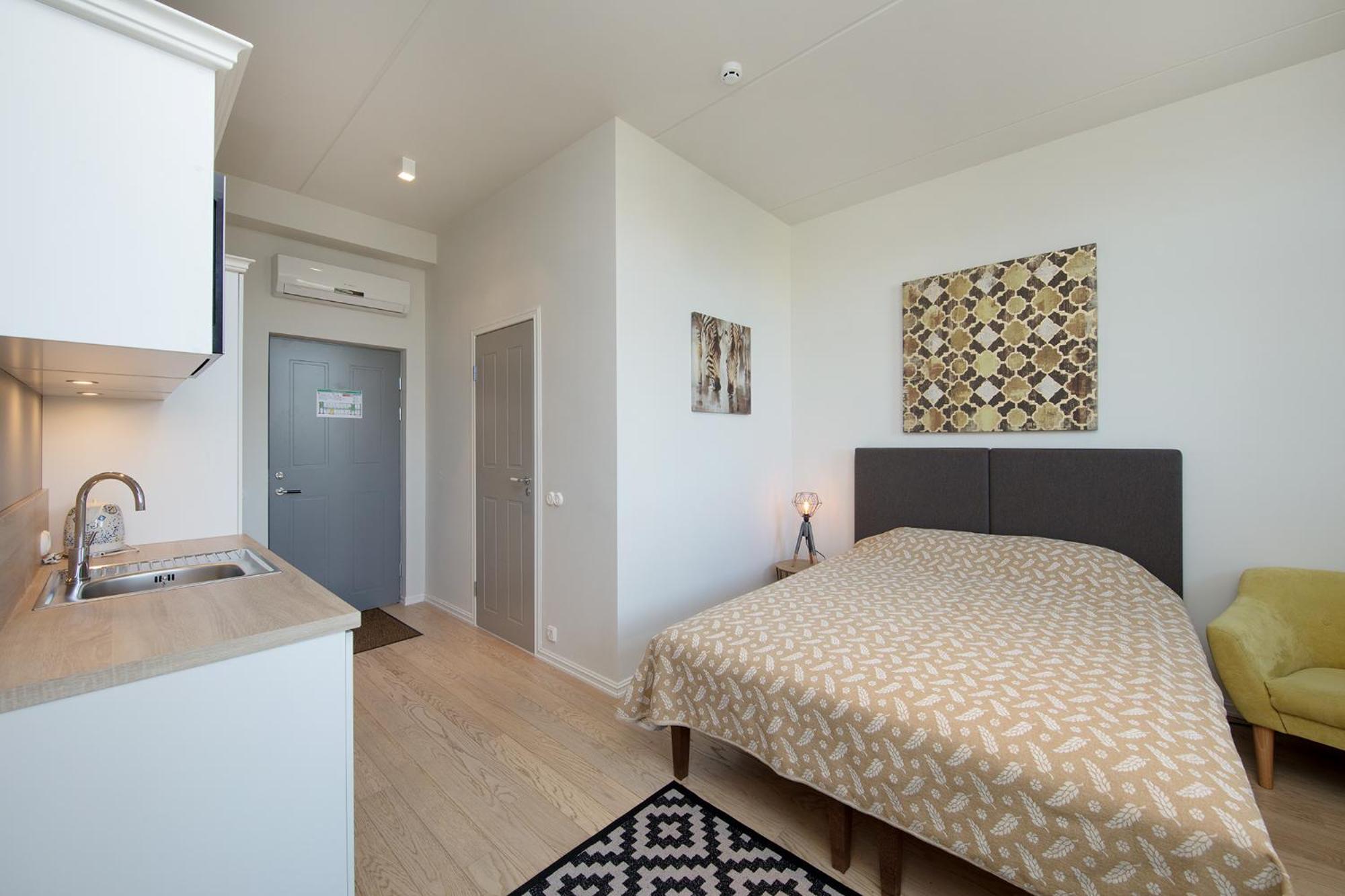 Studio Apartment