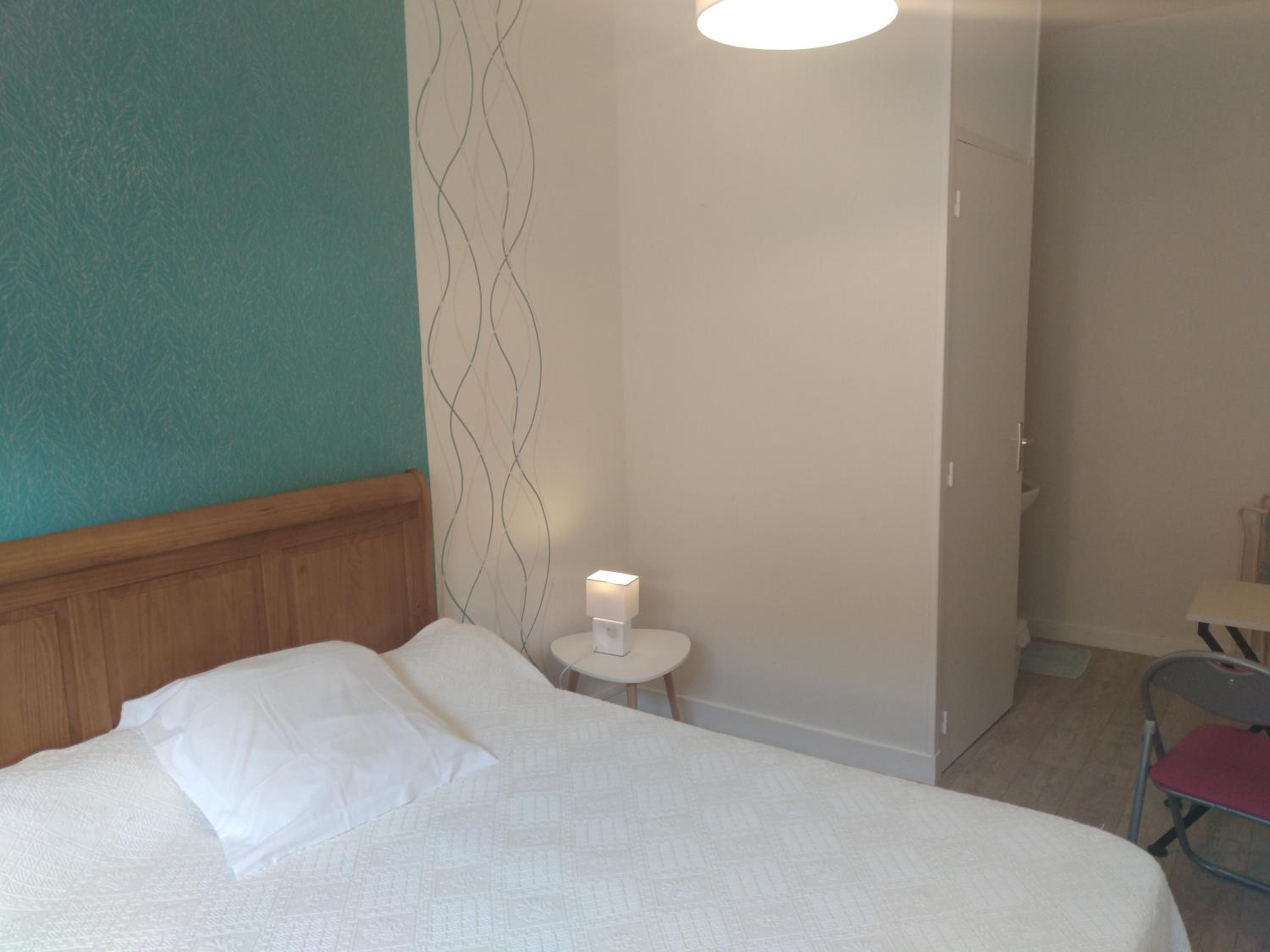 Double Room with Private Bathroom photo 2