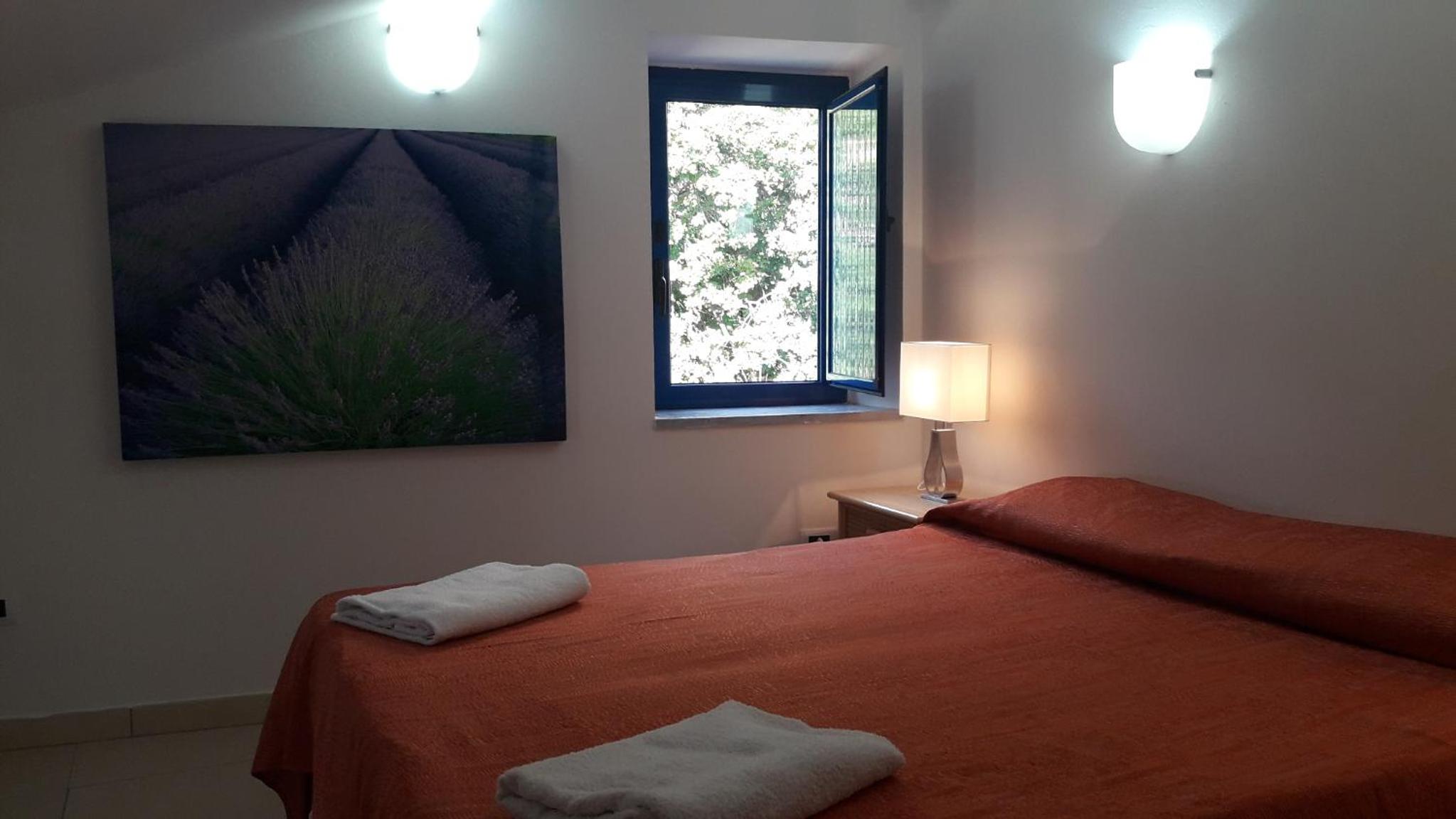 Apartment - Split Level - Photo 7