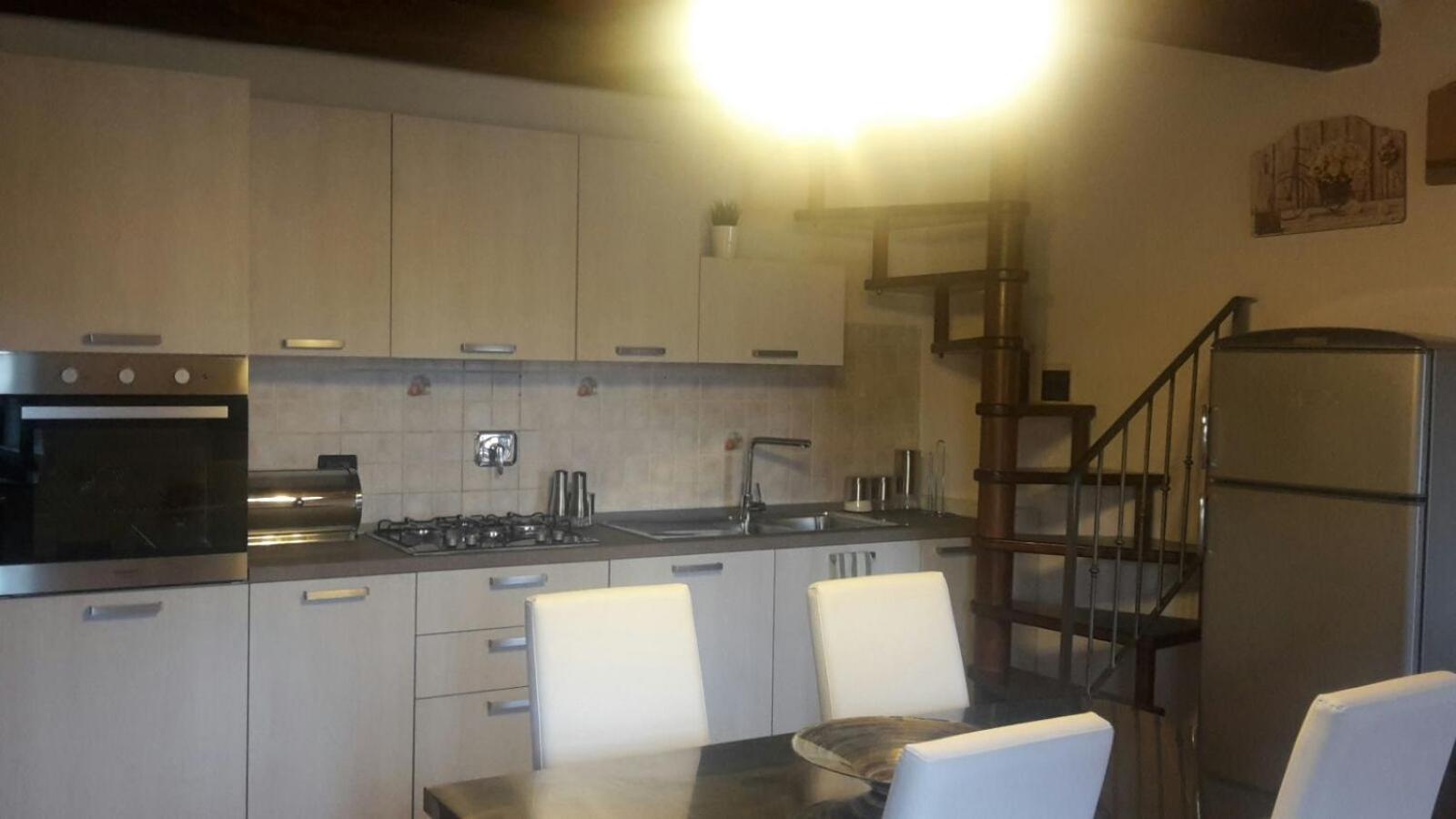 Penthouse Apartment - Photo 24
