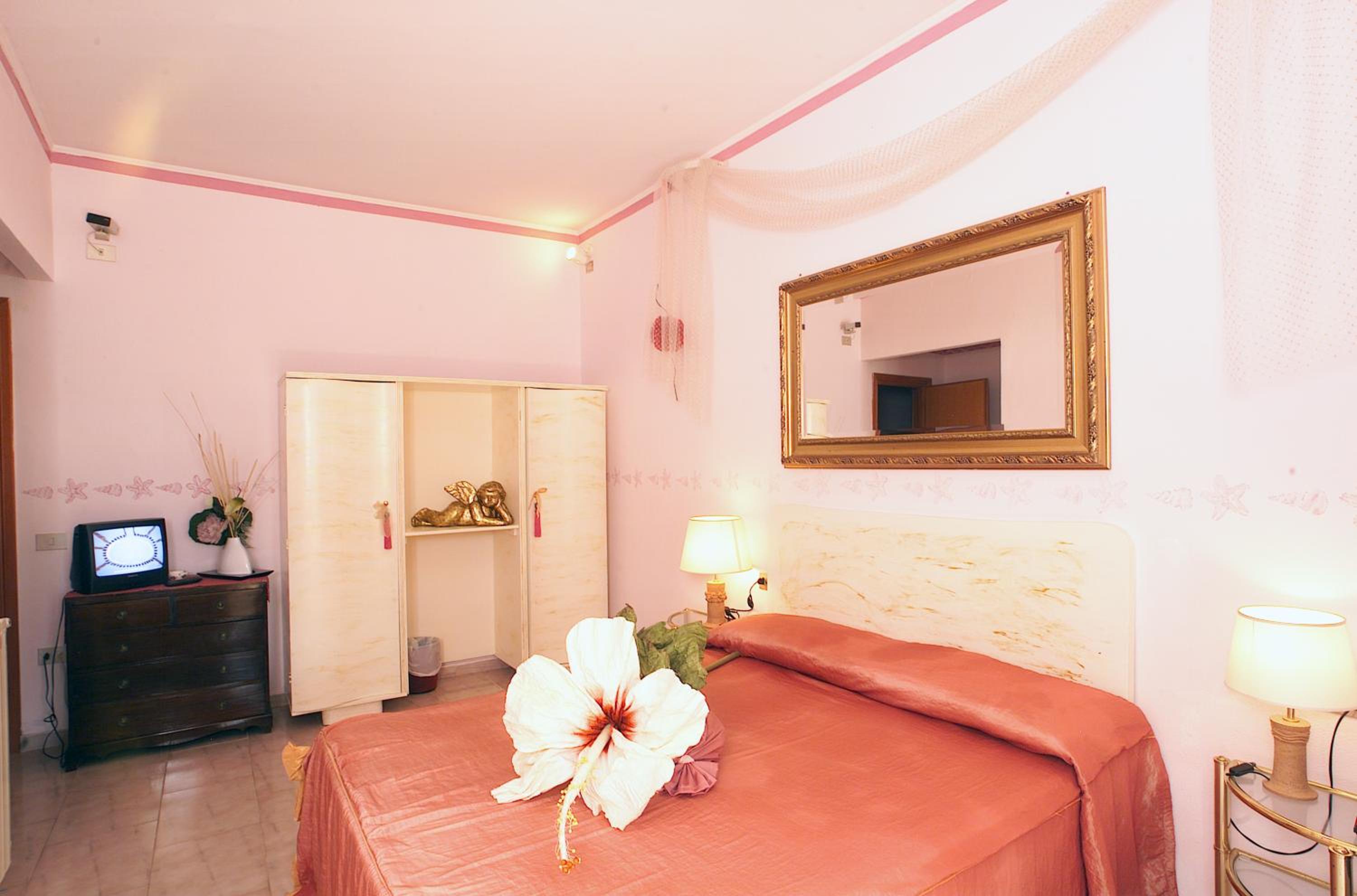 Double Room with Balcony photo 2