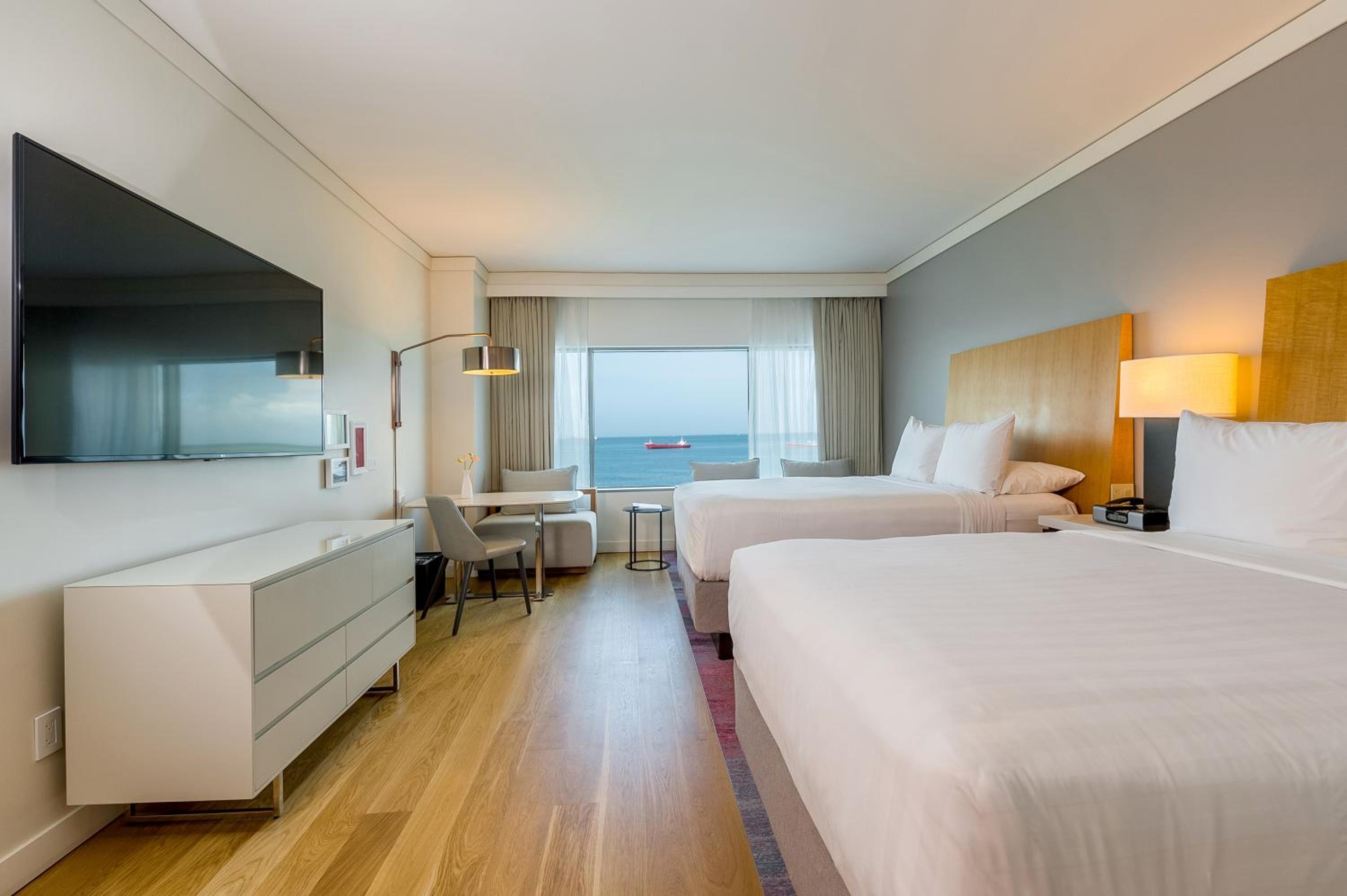 Double Room with Two Double Beds and Gulf View - Photo 1