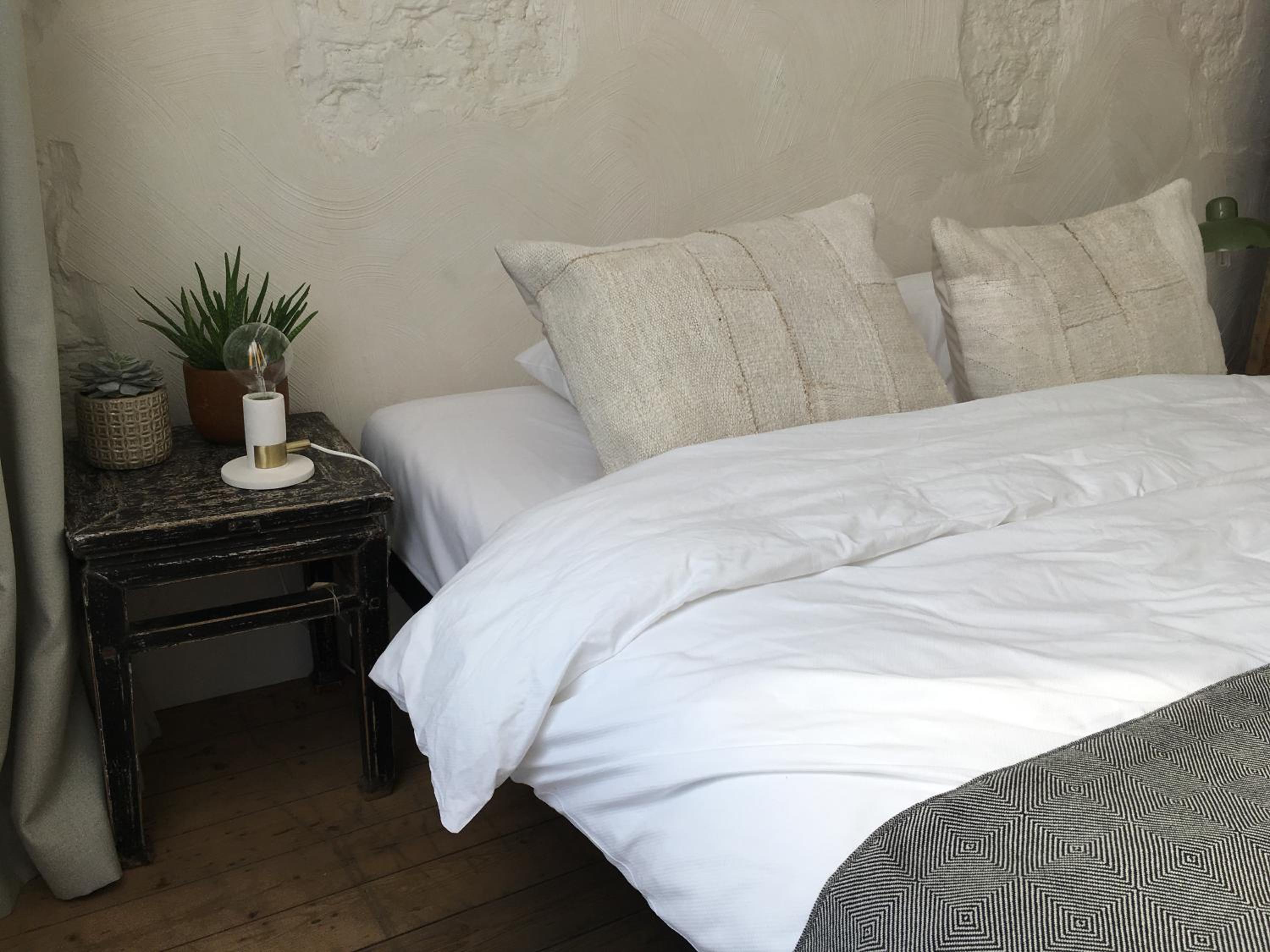 Double Room with Private Bathroom - Photo 2