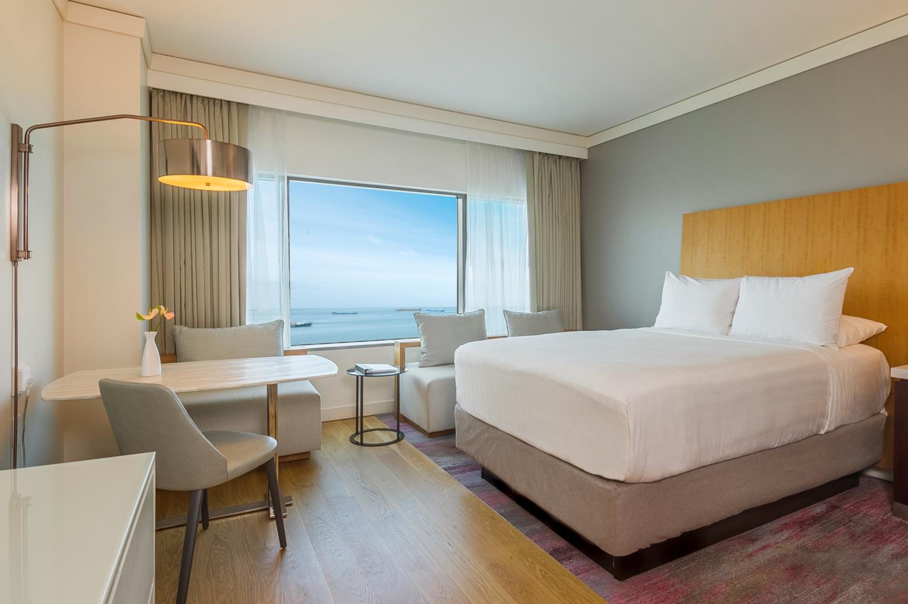 King Room with Gulf View - Photo 3