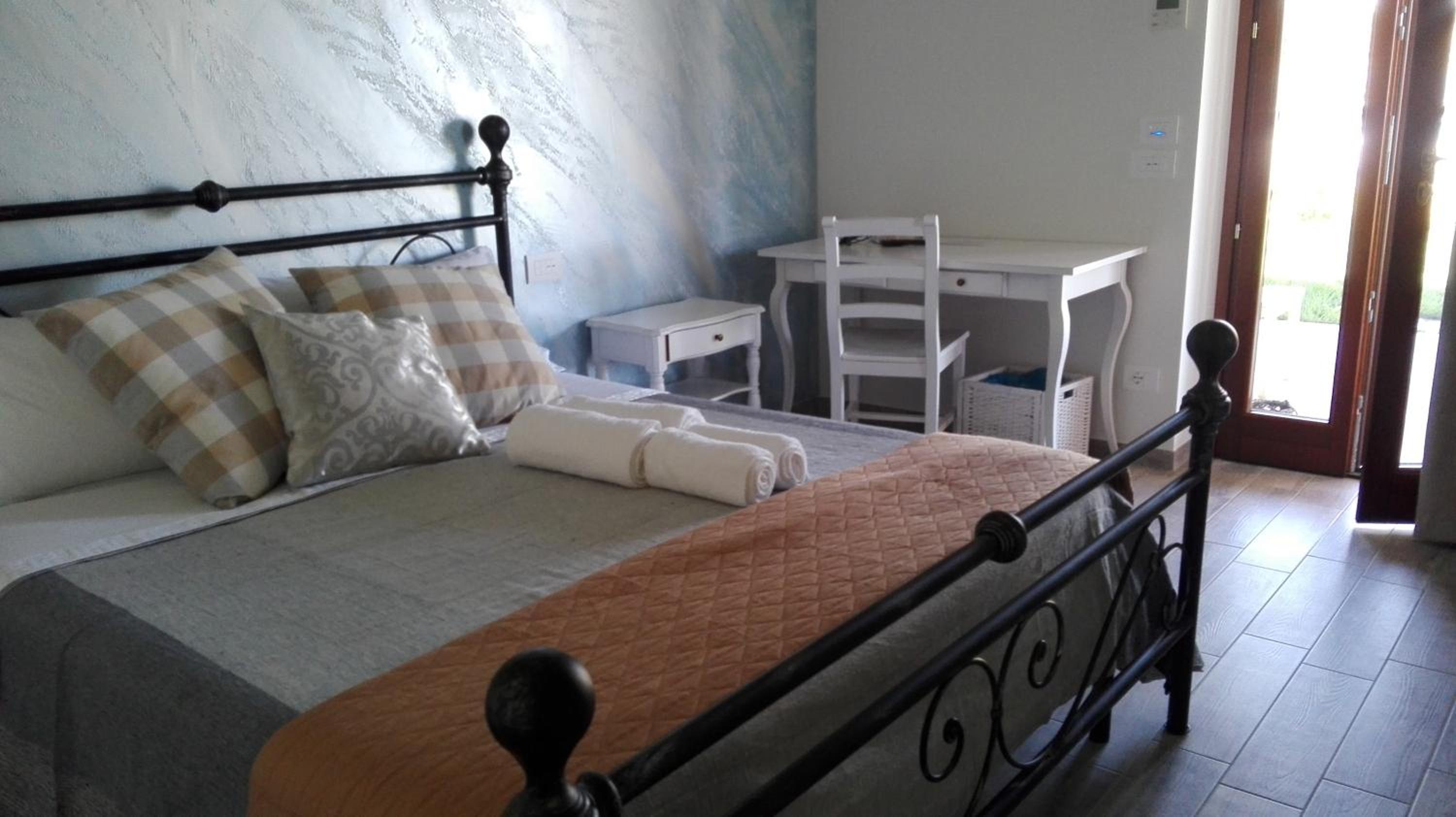 Double Room with Pool View