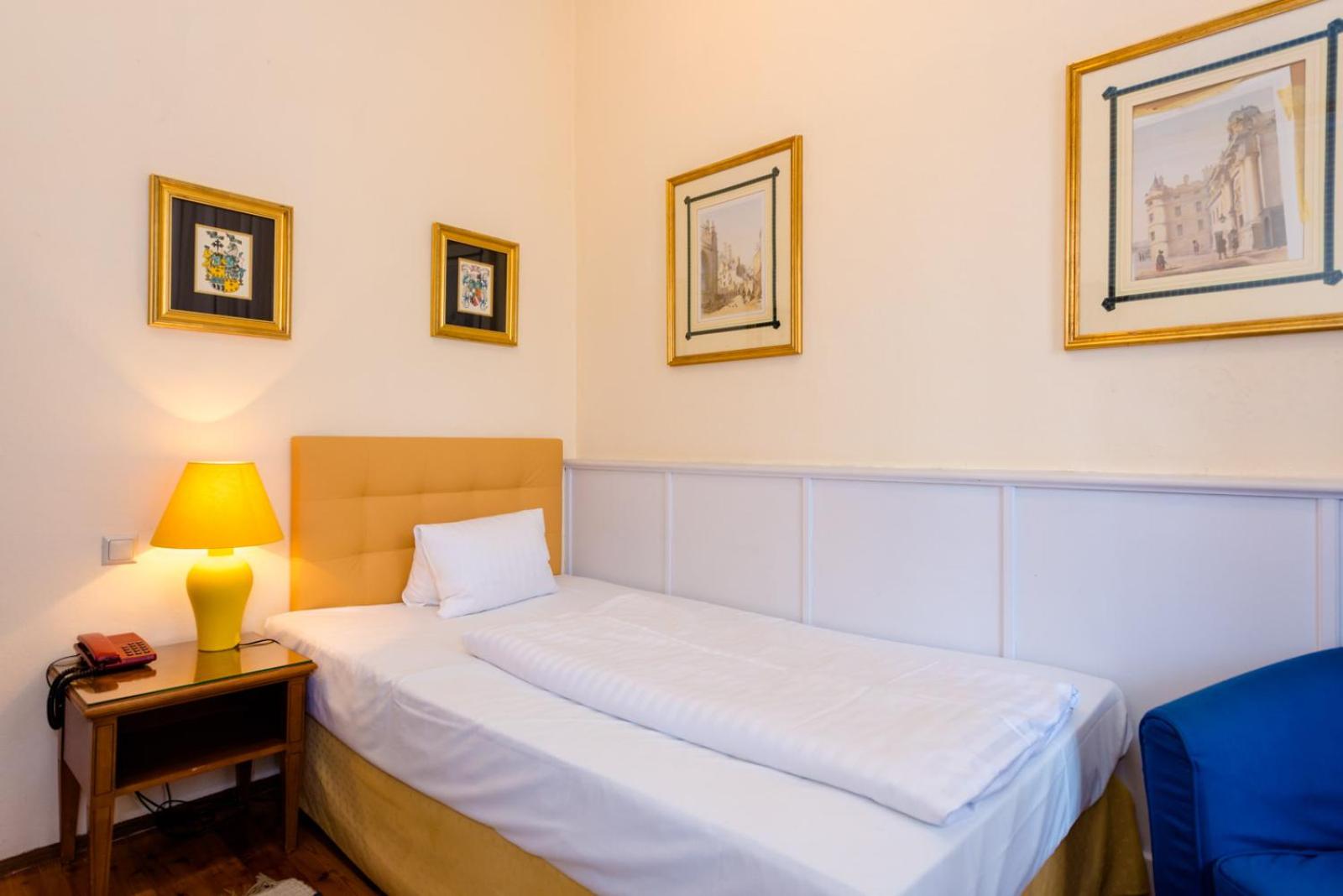 Single Room photo 1