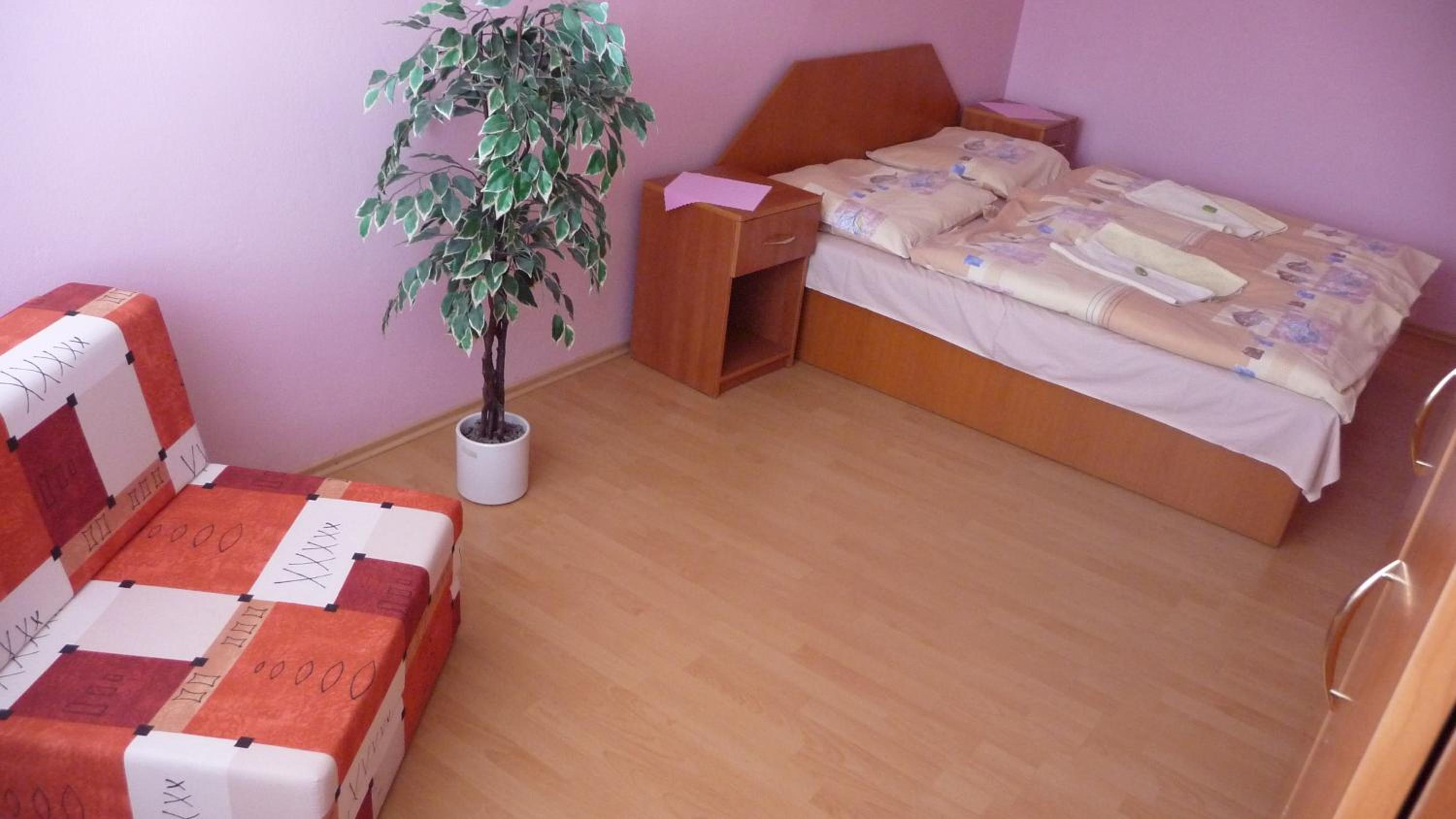 Double or Twin Room - Photo 3