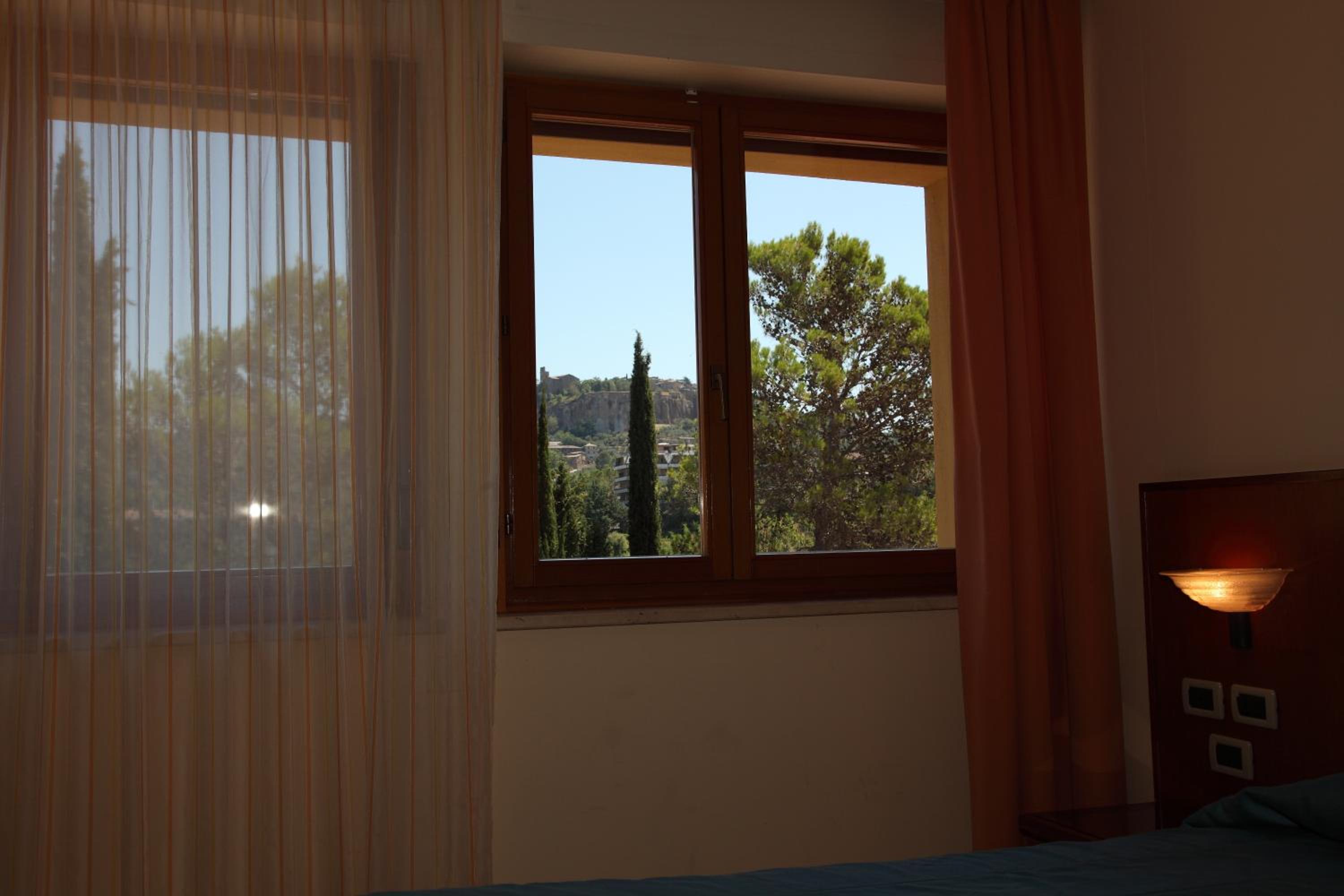 Triple Room with City View