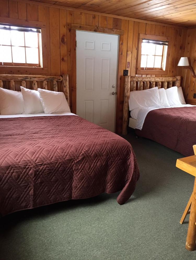 Cabin #6 photo 3