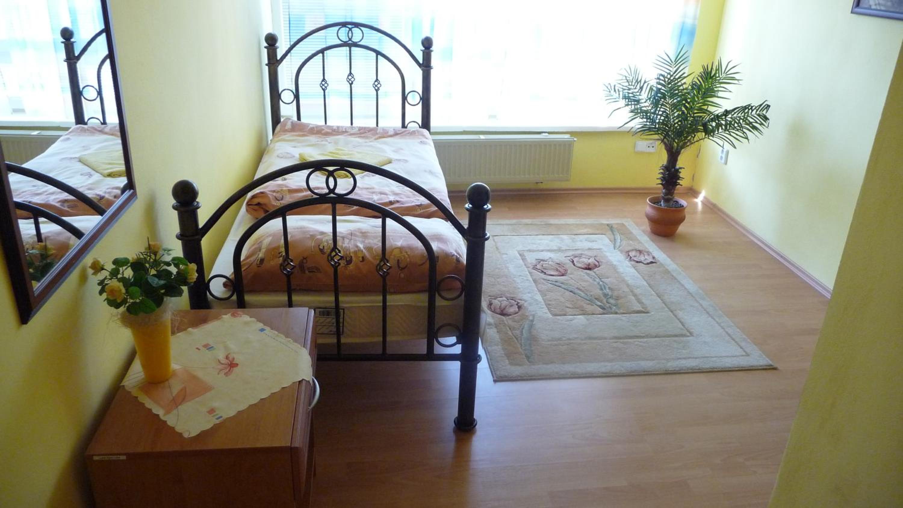Suite (3 Adults) - Photo 3