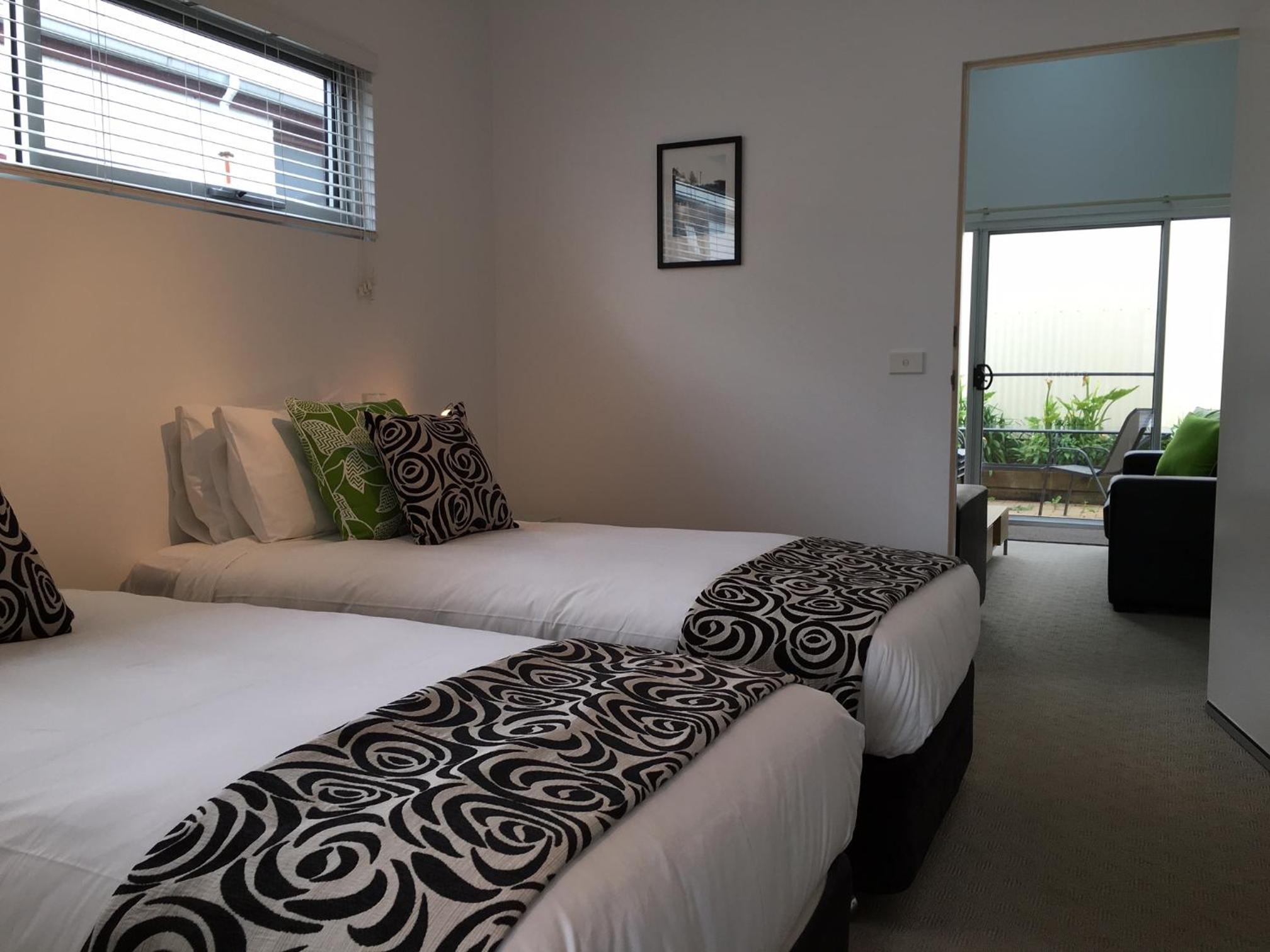 Two-Bedroom Apartment - Photo 9