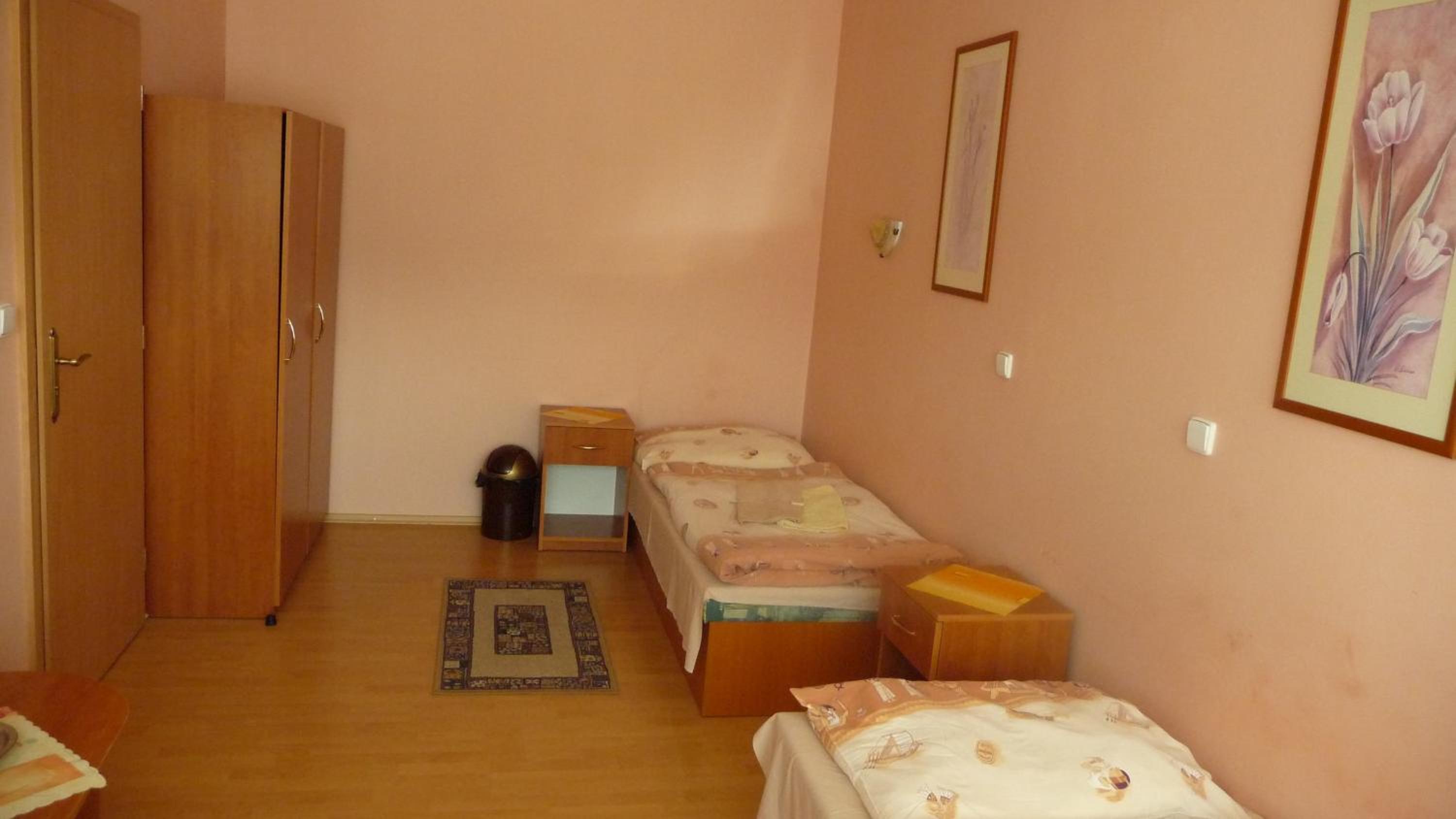 Two-Bedroom Suite (4 Adults) - Photo 2