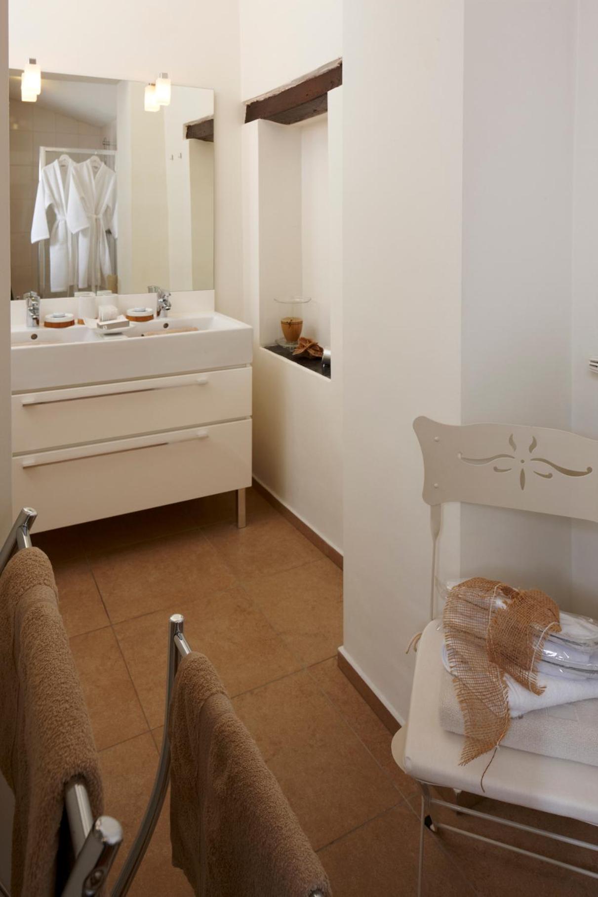 Suite with Terrace photo 2