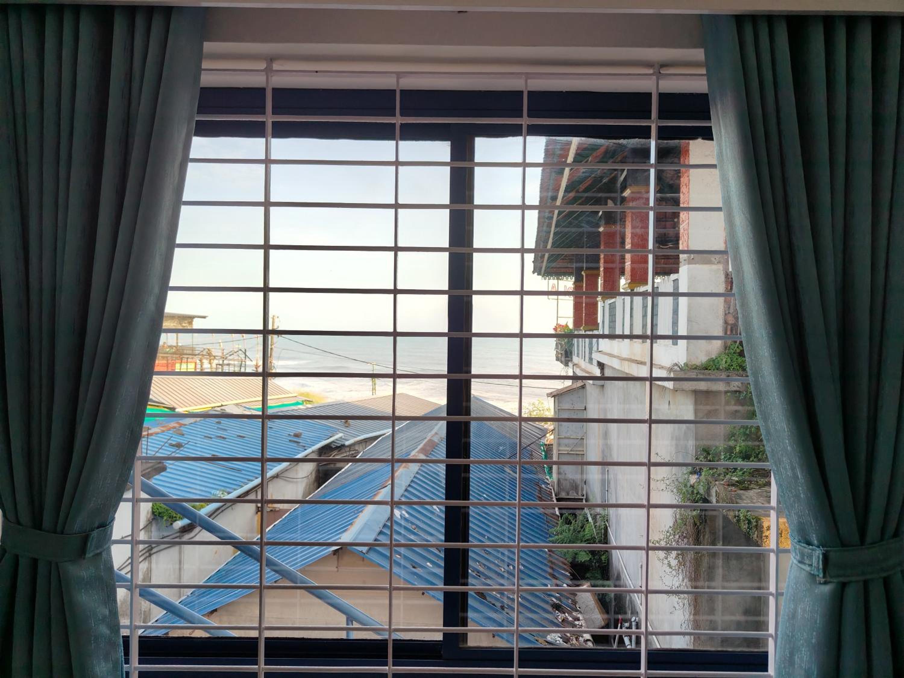 Deluxe Double Room with Balcony and Sea View