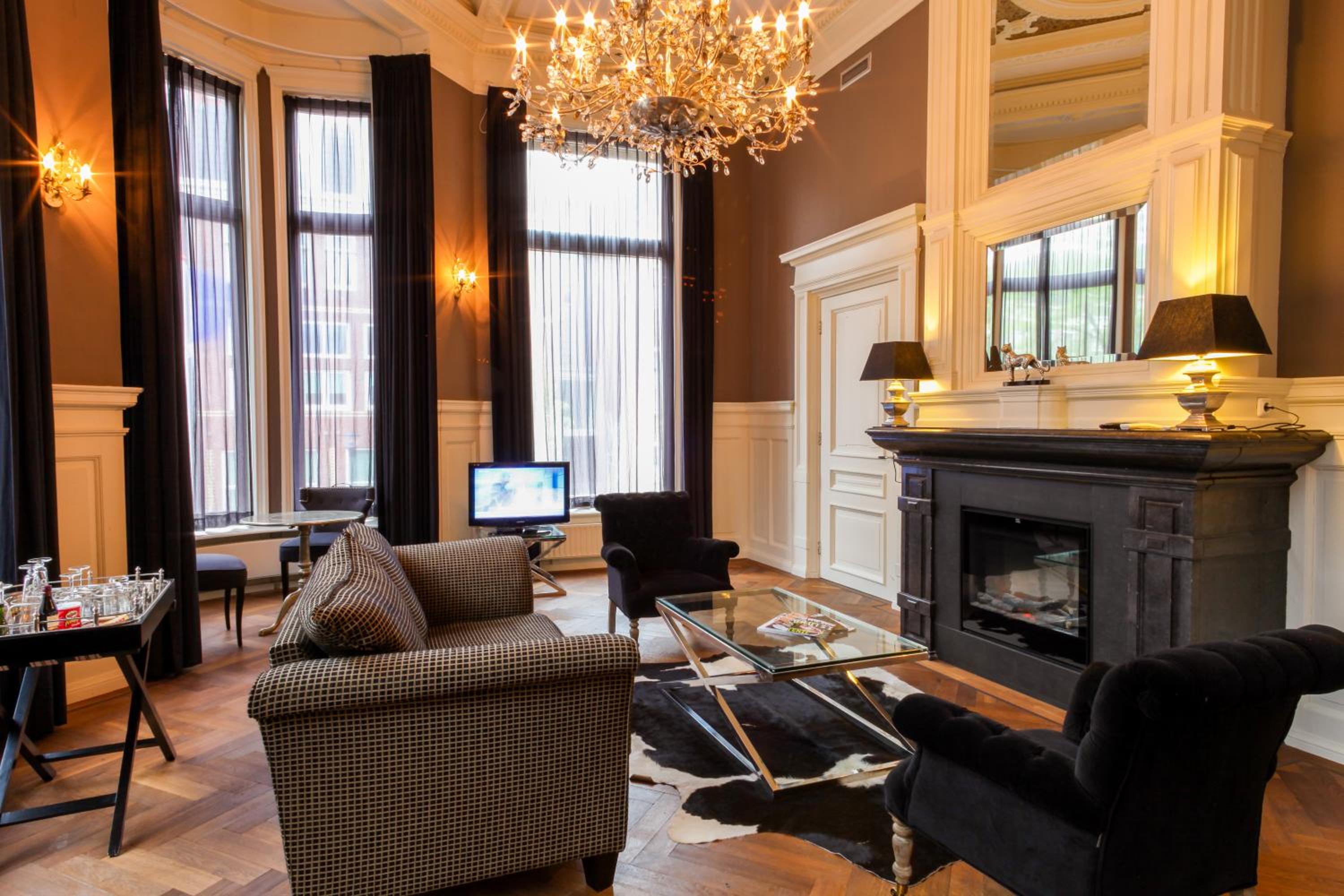 King Suite - Photo 8