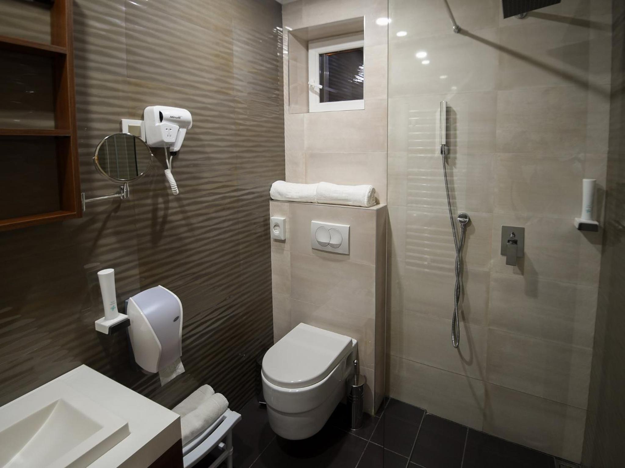 Single Room photo 3