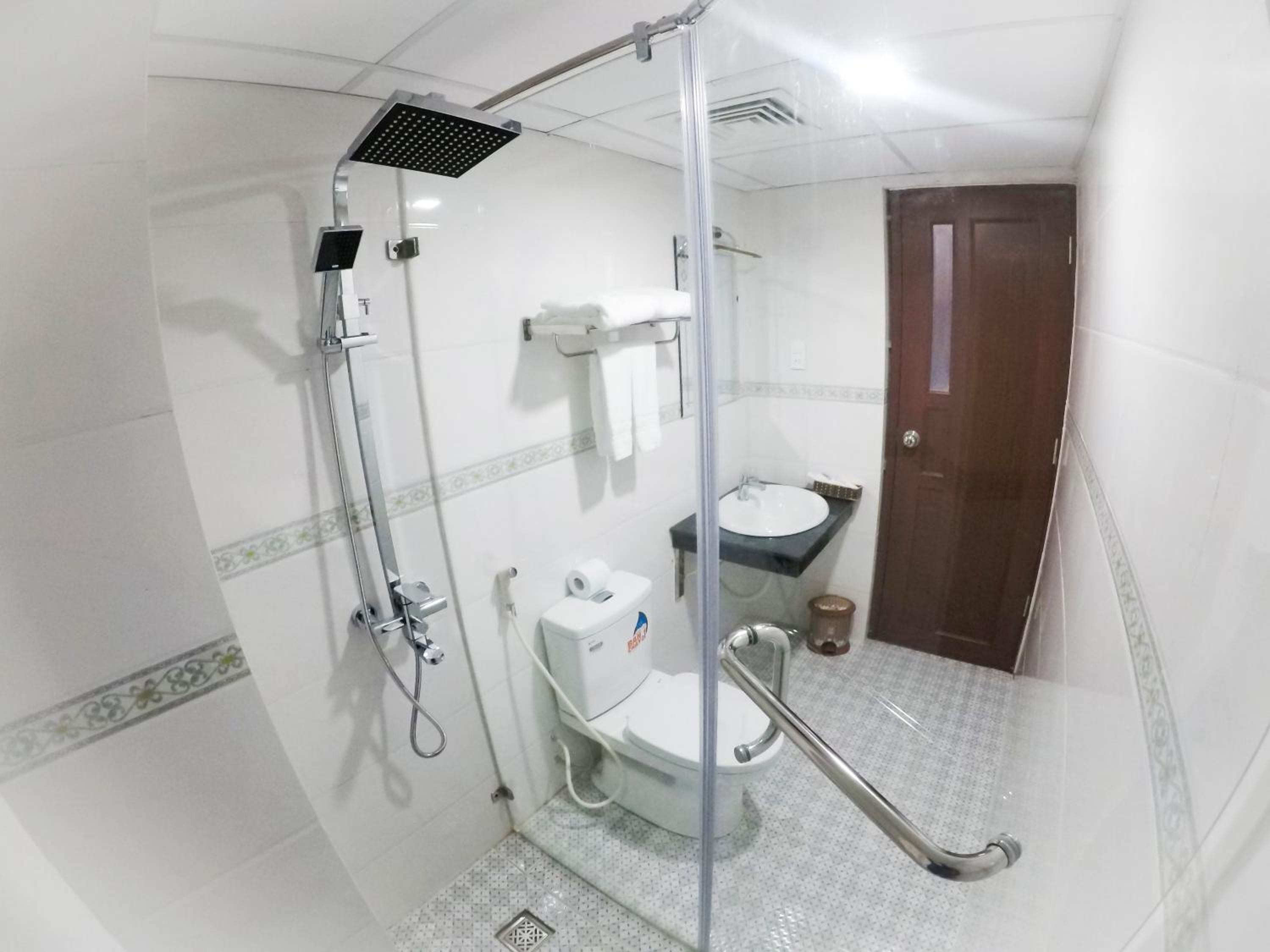 Deluxe Family Suite photo 3