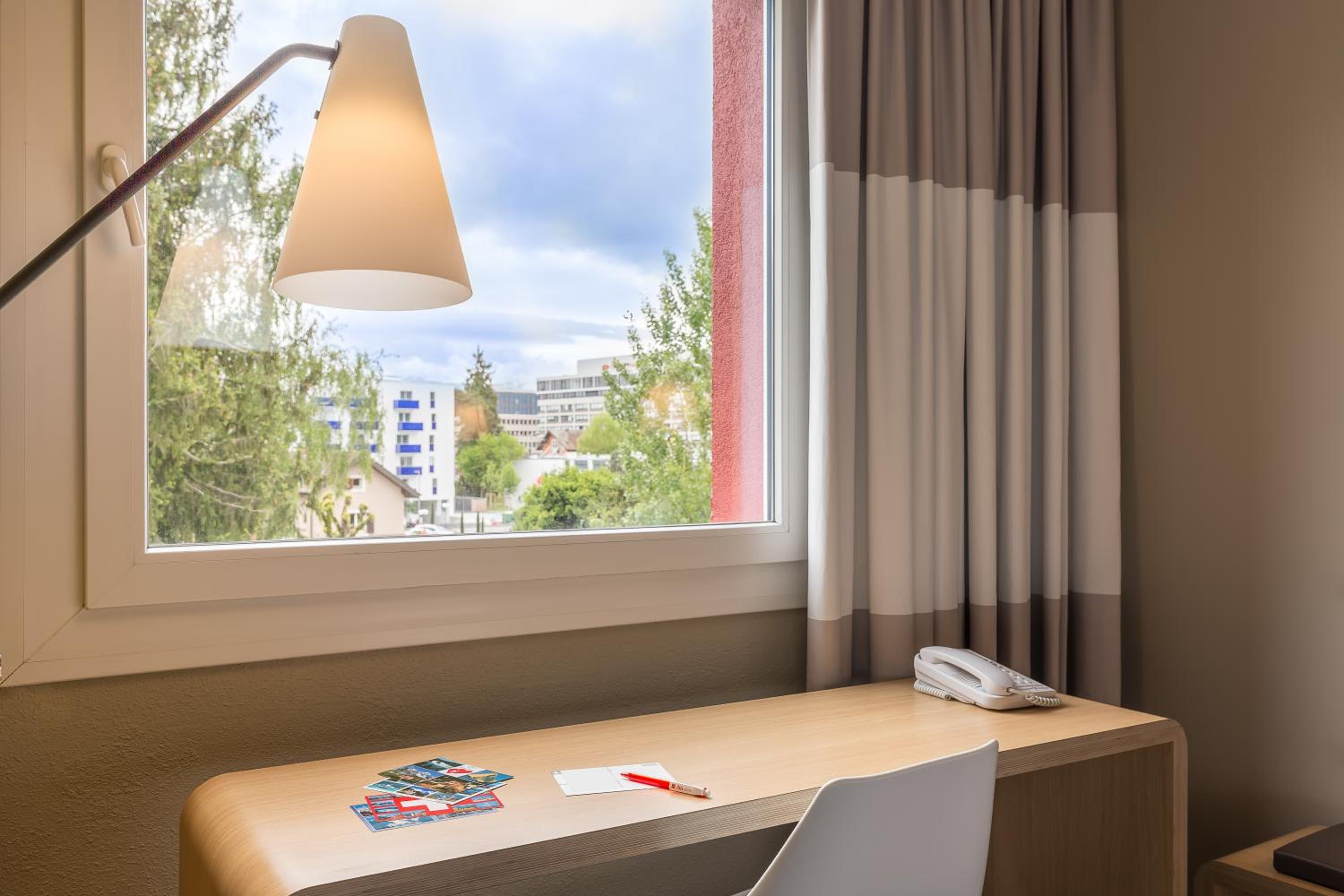 Standard Twin Room - Photo 26