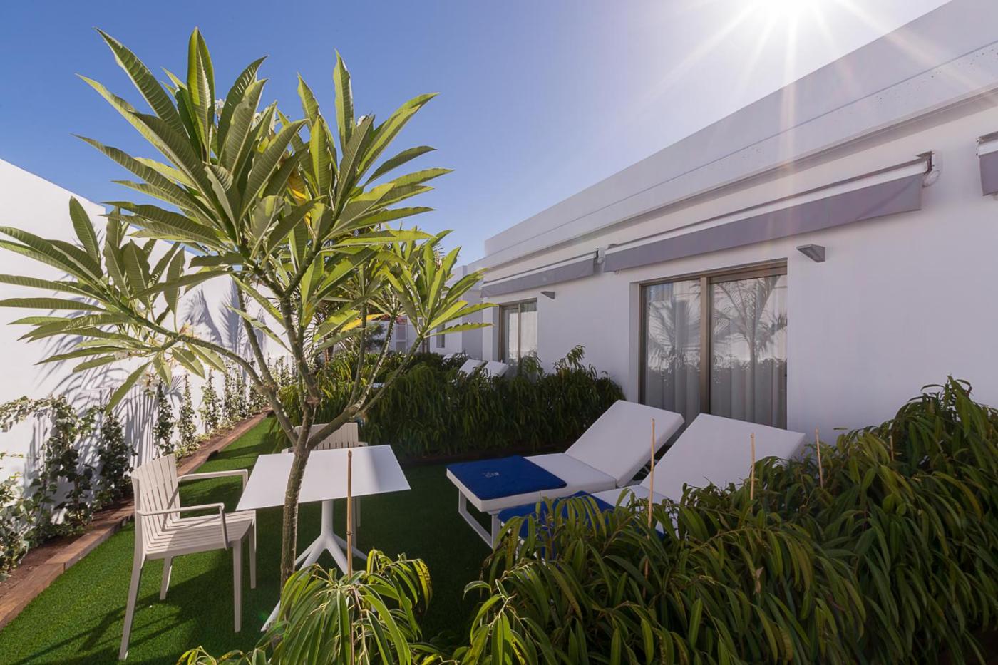 Villa de Dos Dormitorios con Terraza Villa de Dos Dormitorios con Terraza