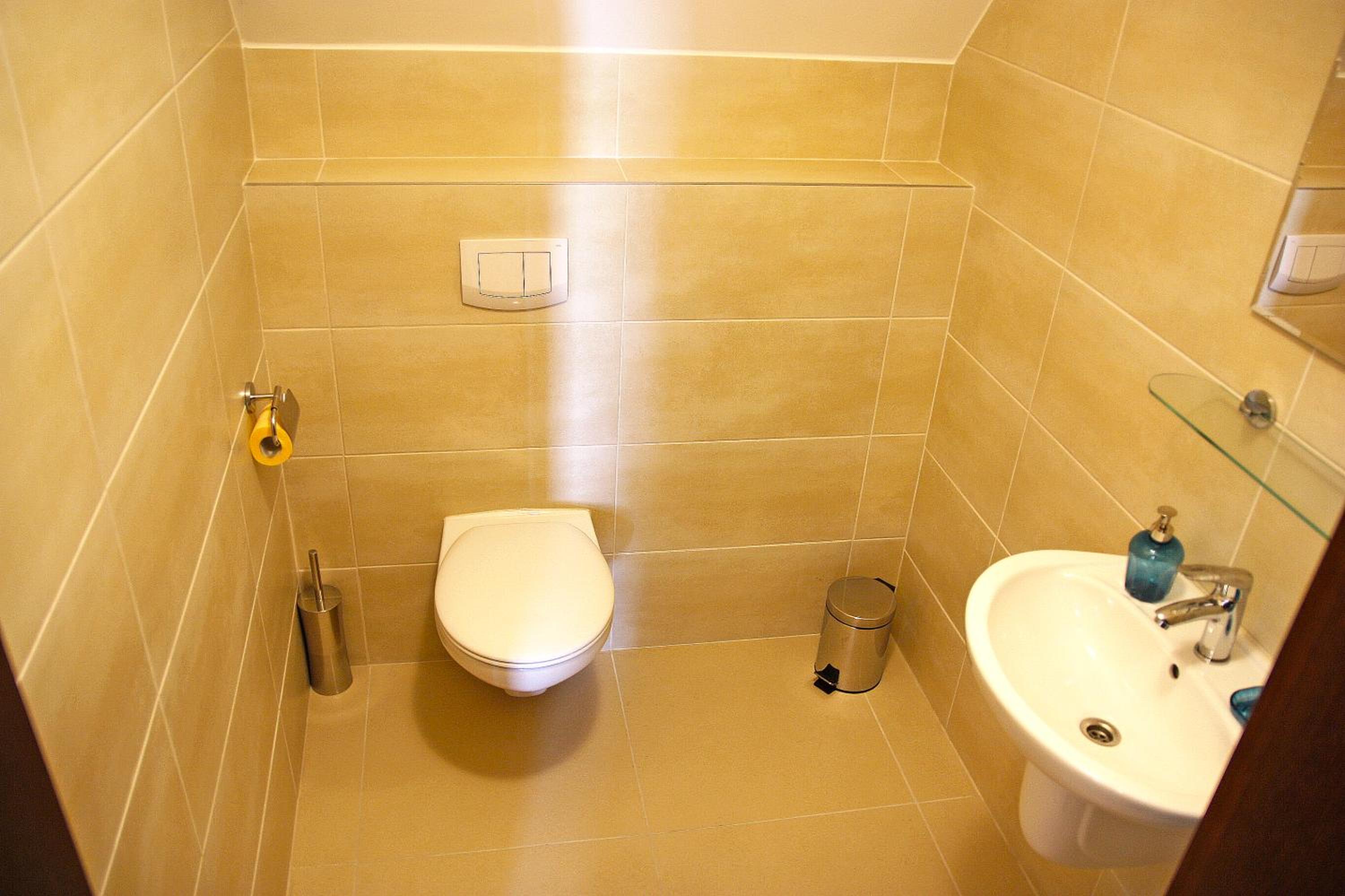 Studio Apartment photo 3