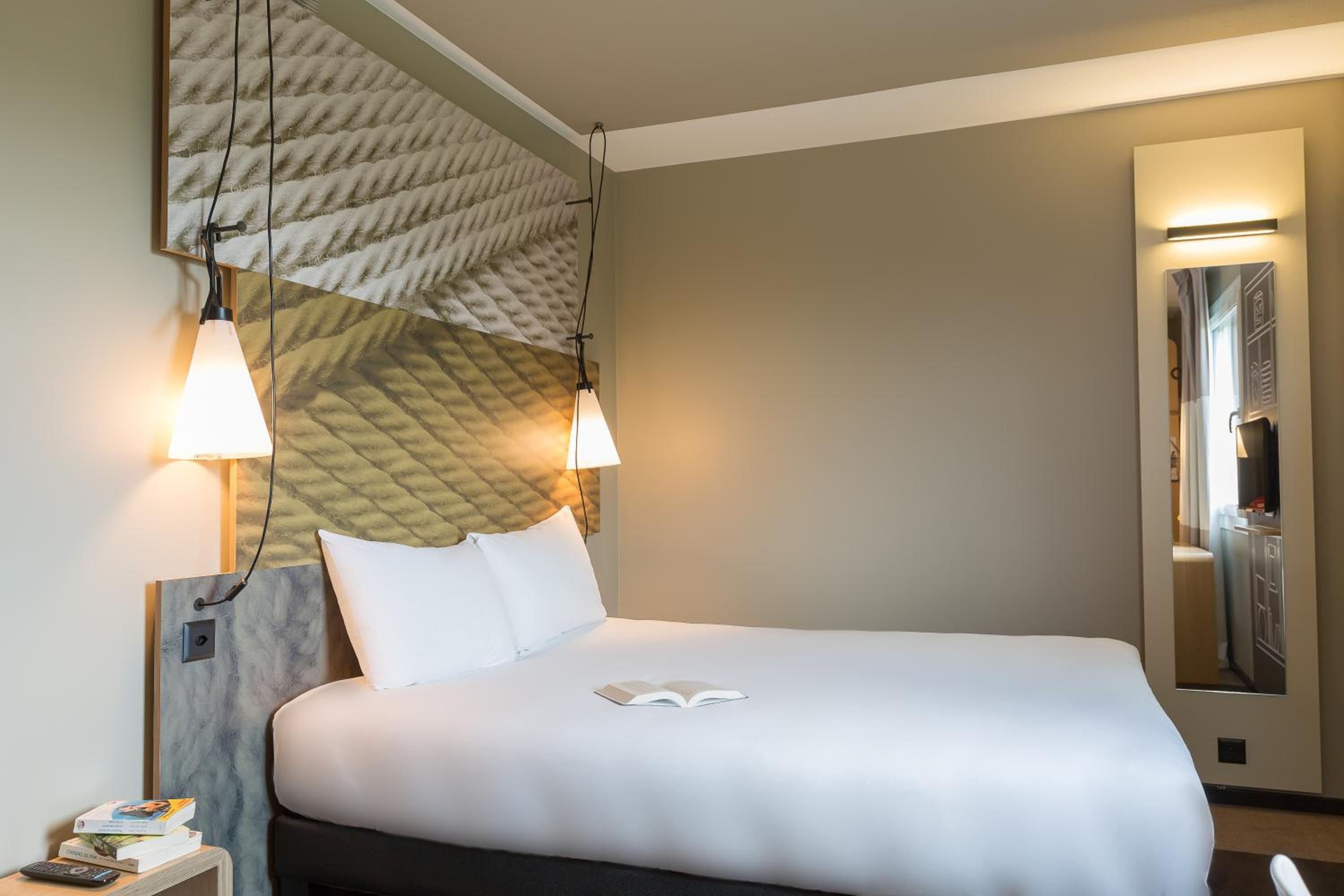 Standard Double Room - Photo 14