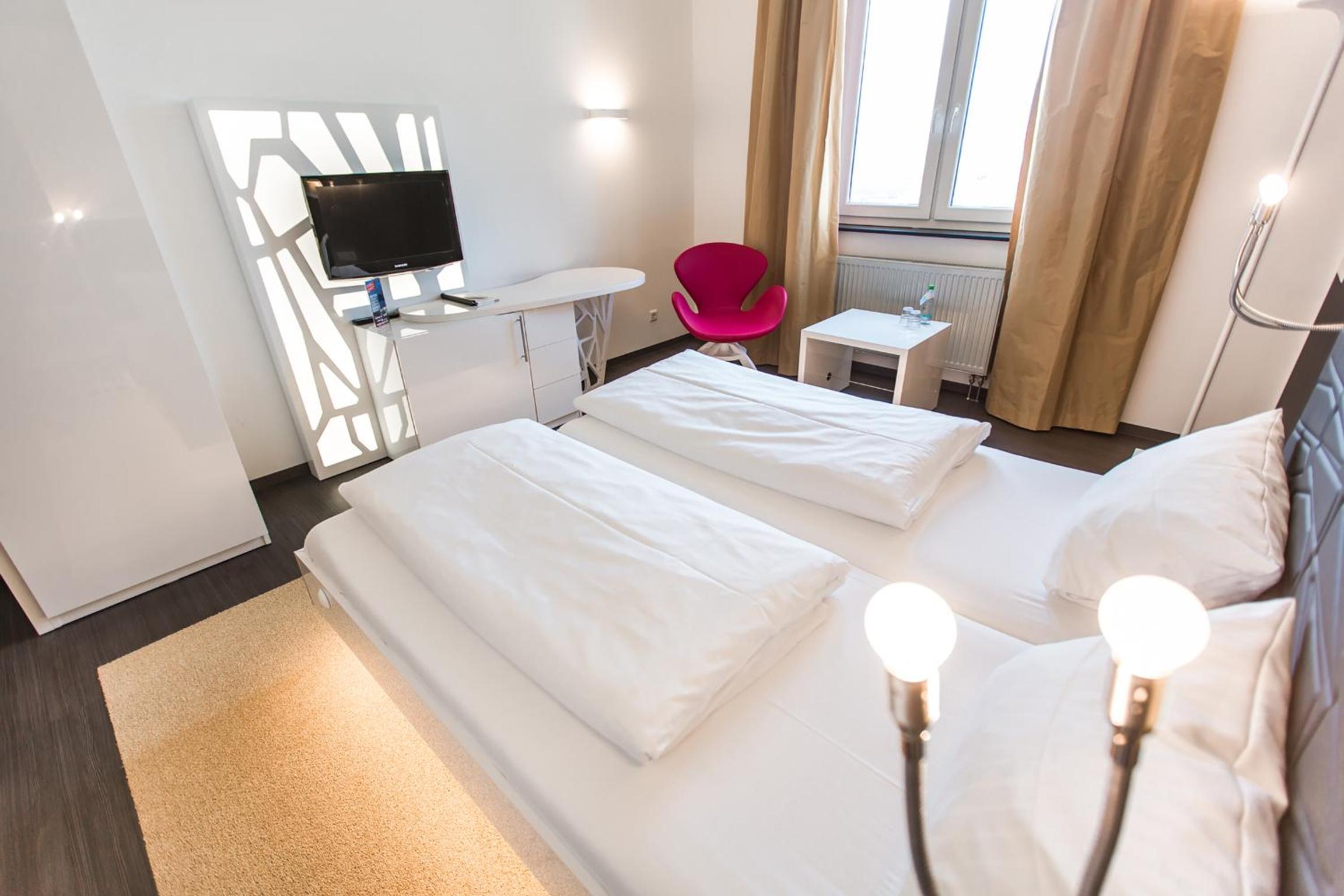 Superior Double Room - Photo 1