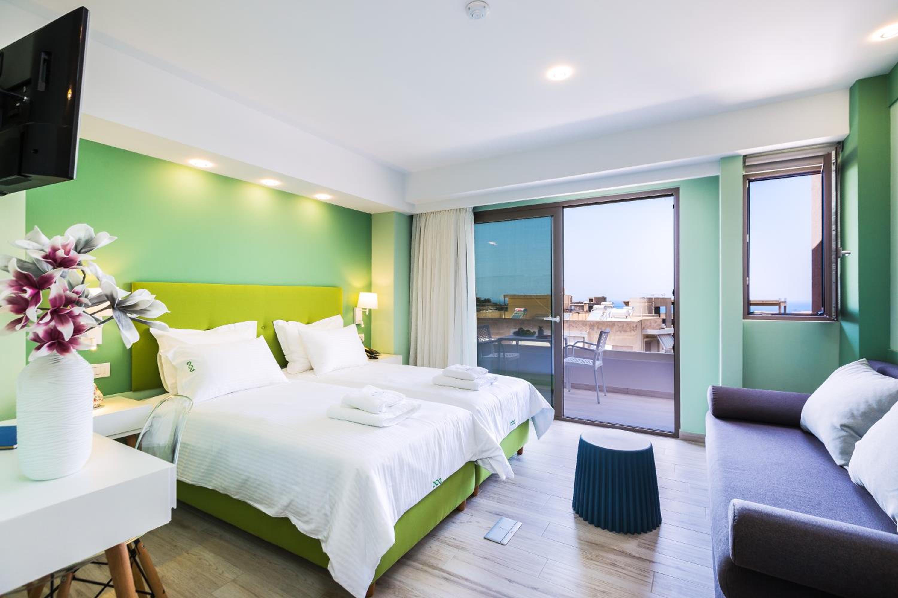 Standard Double or Twin Room - Photo 4