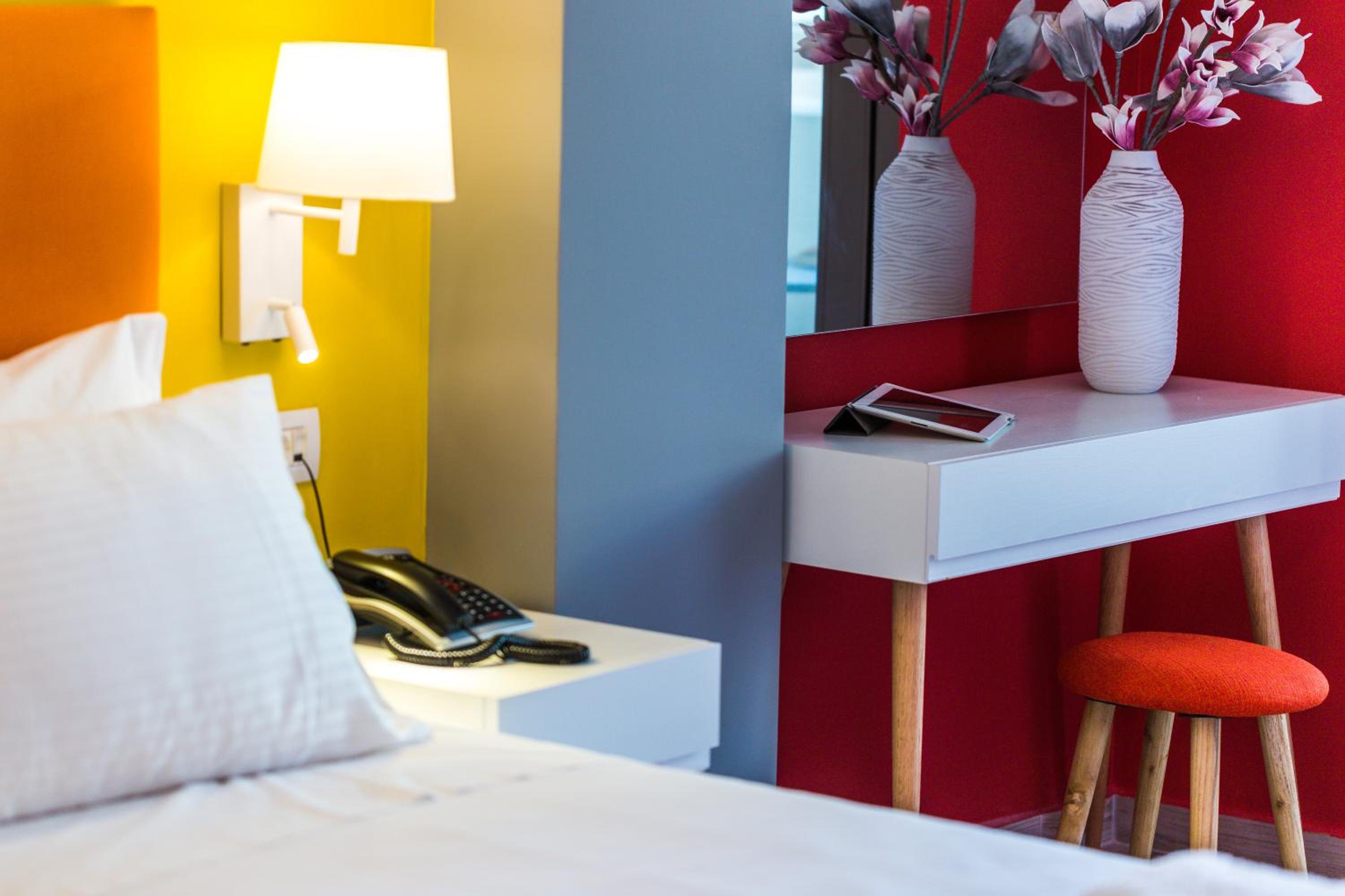 Standard Double or Twin Room - Photo 1