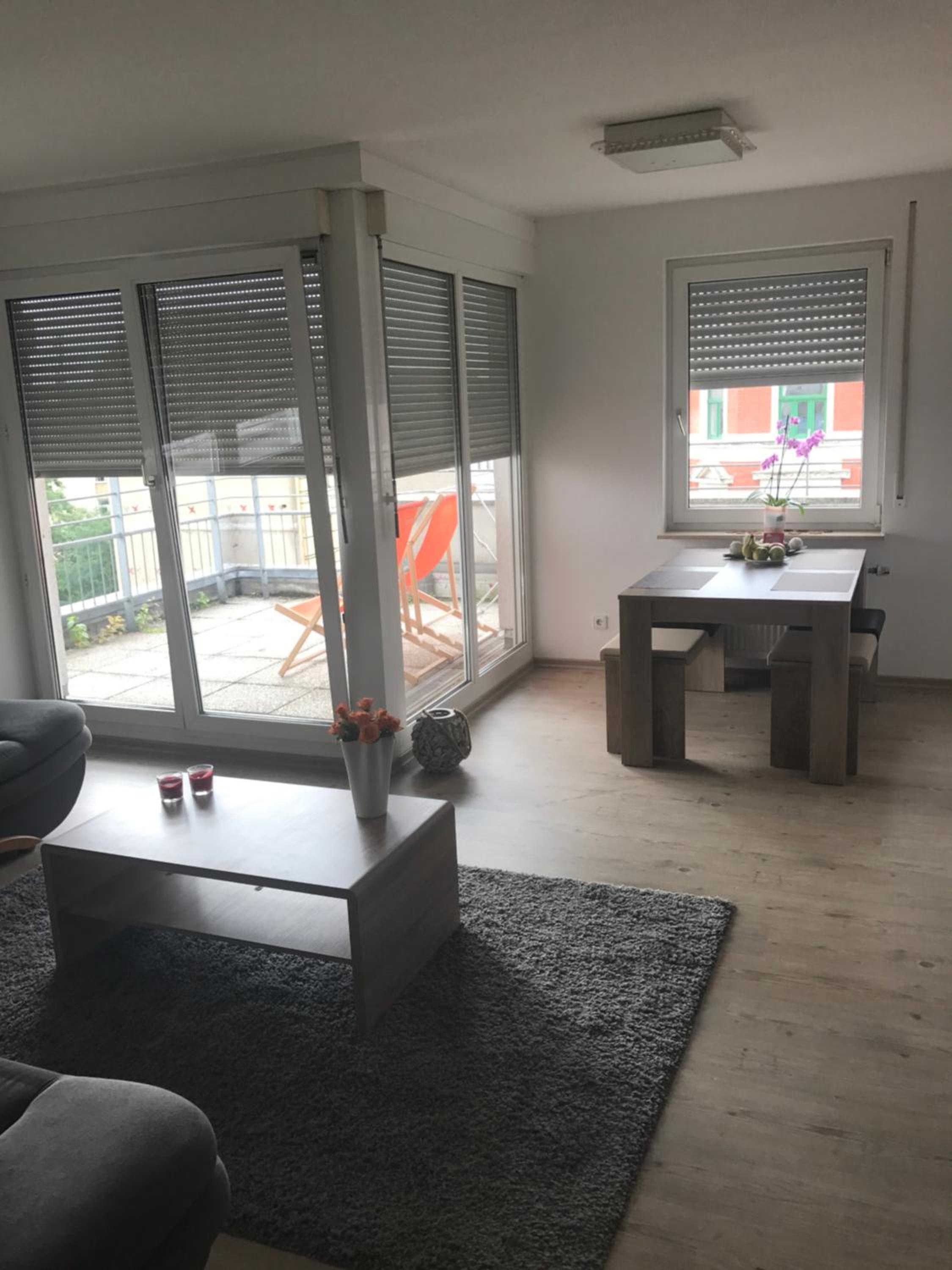 Apartment with Terrace - Photo 5