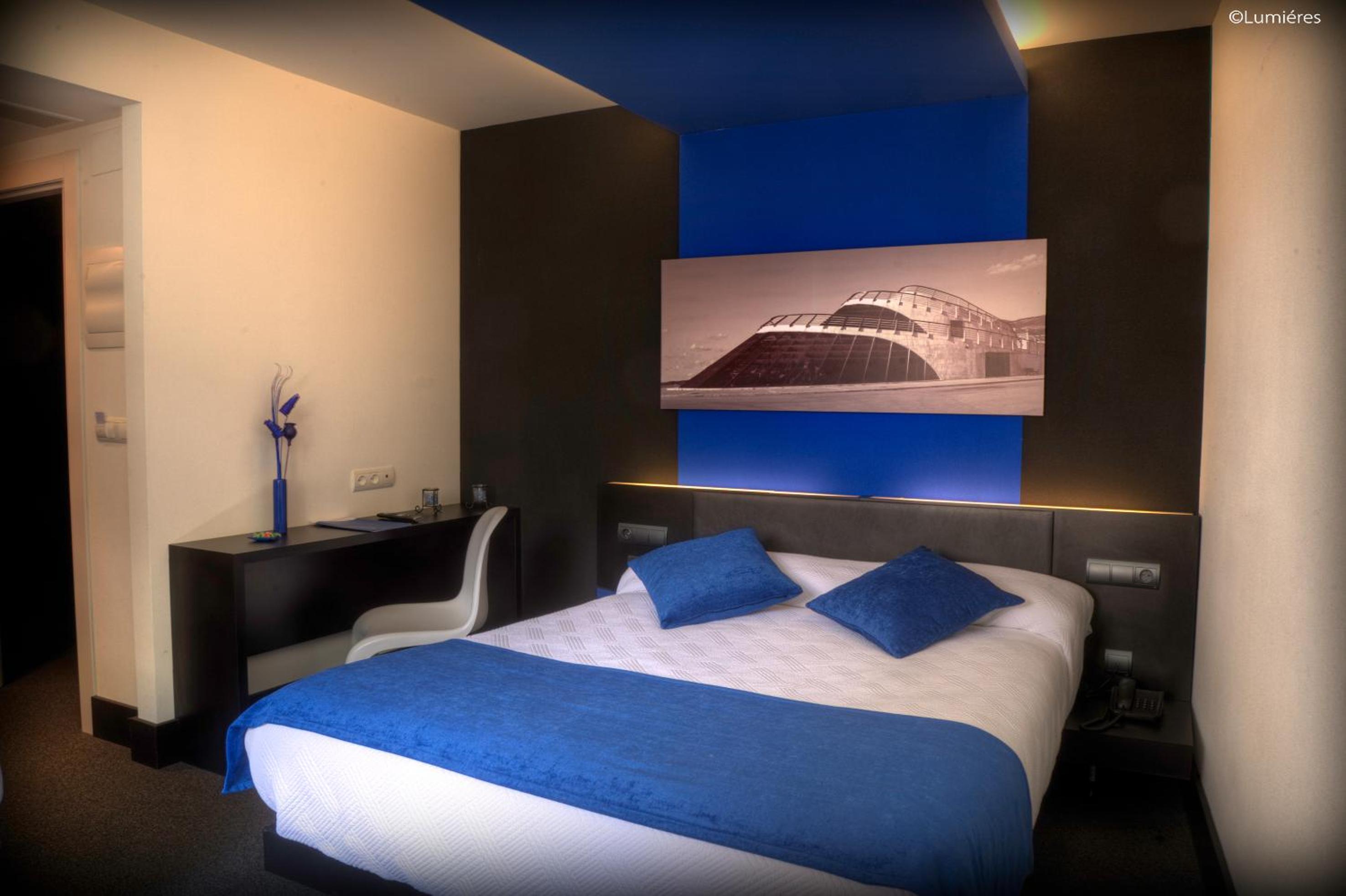 Economy Double Room under ground floor -1 - Photo 3