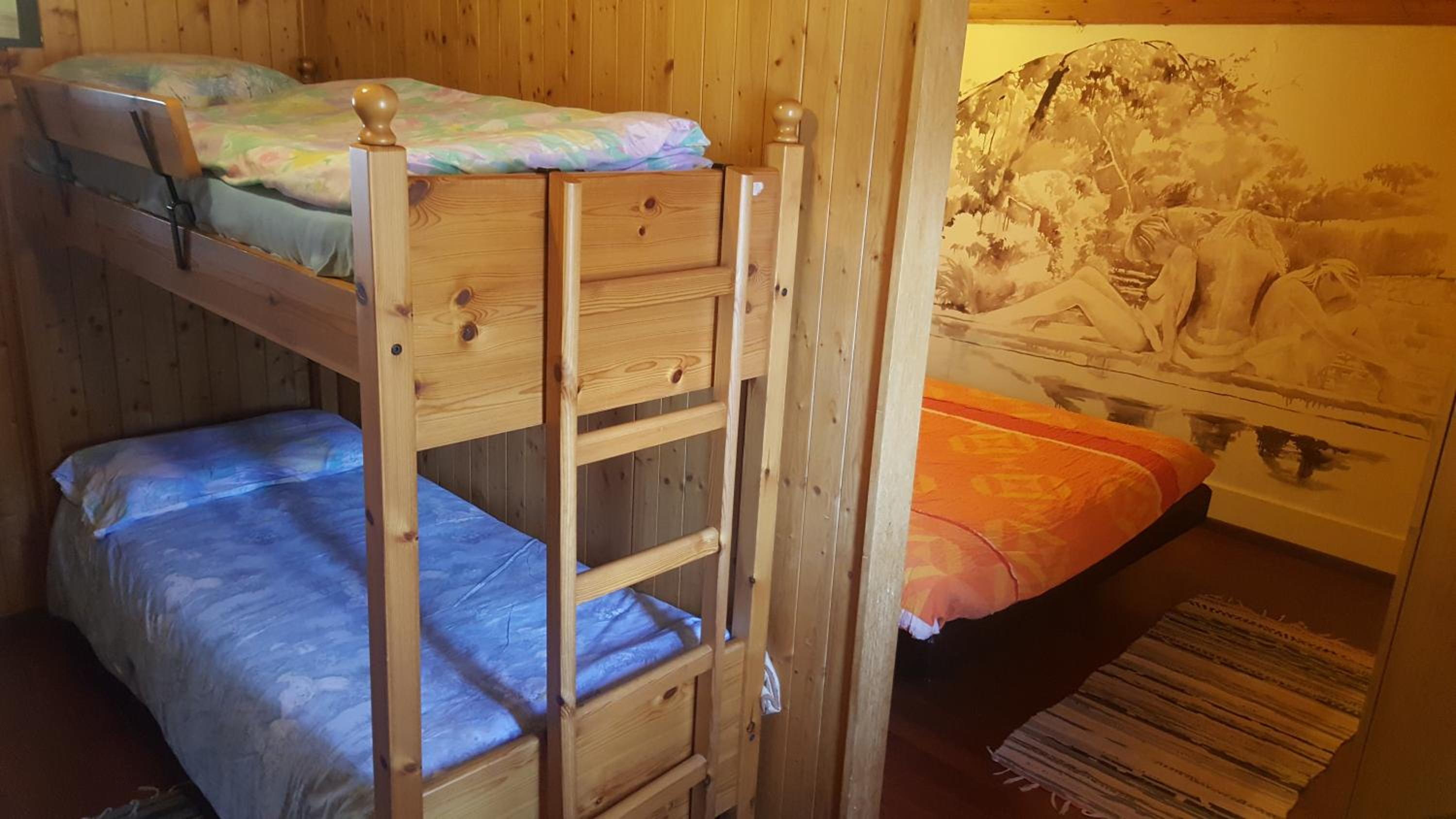 Quadruple Room with Shared Bathroom photo 3