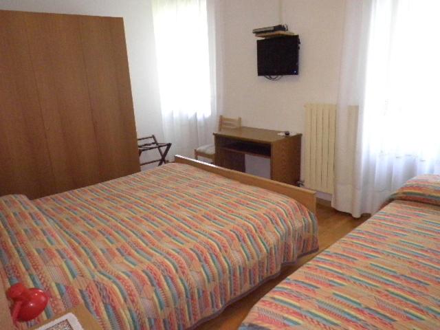 One-Bedroom Apartment (3 Adults) photo 2