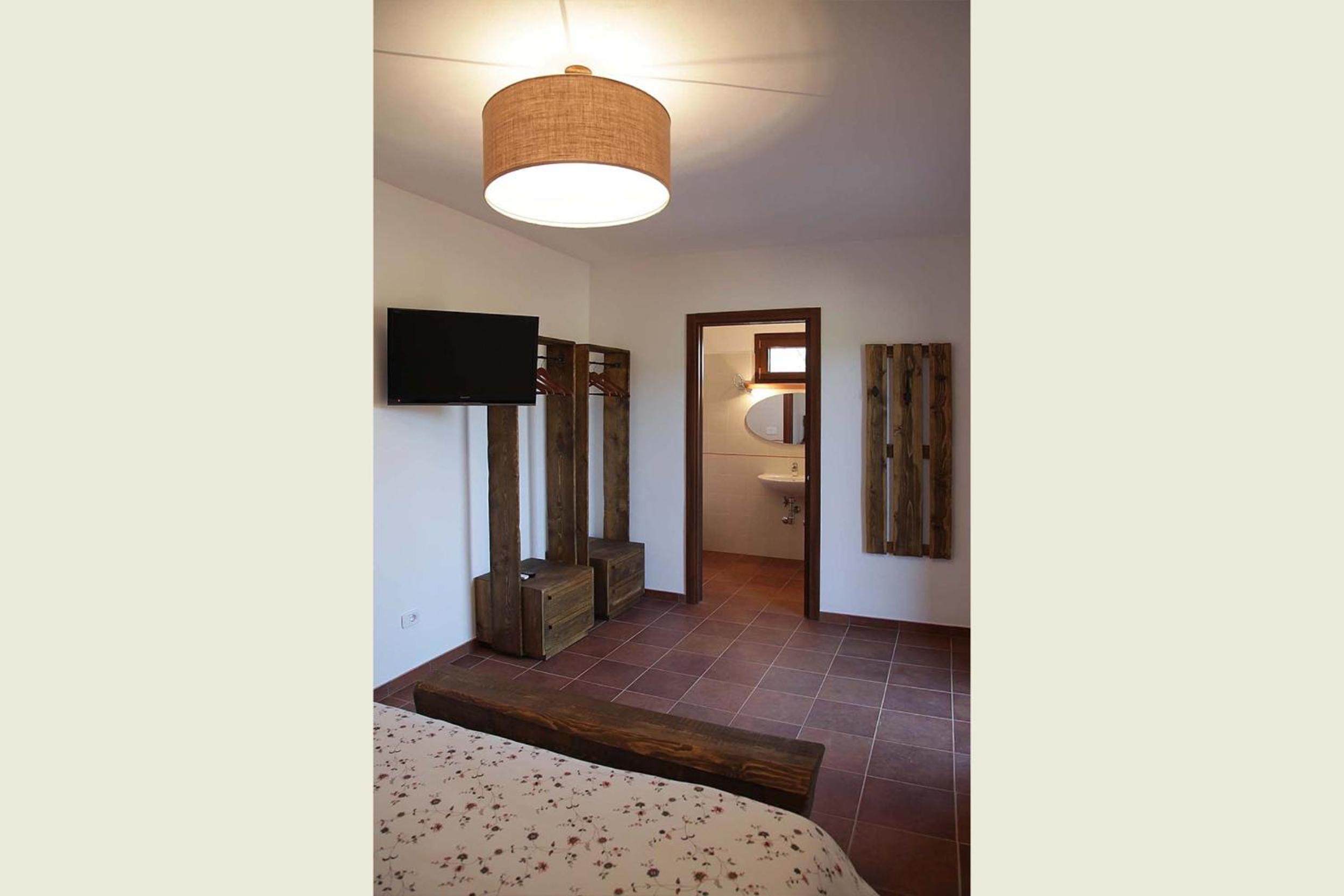 Double or Twin Room photo 3