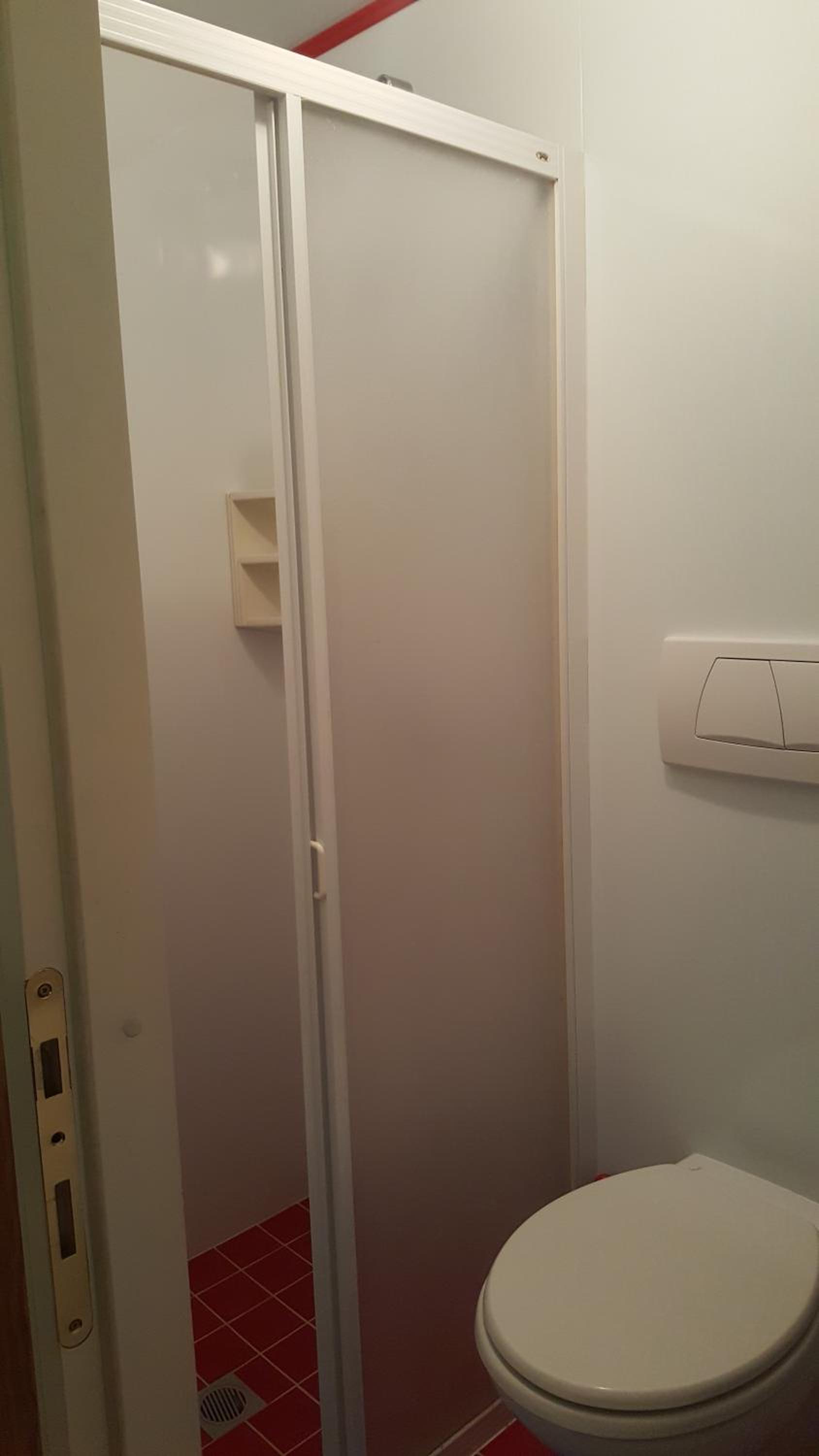 Double or Twin Room with Private Bathroom photo 3