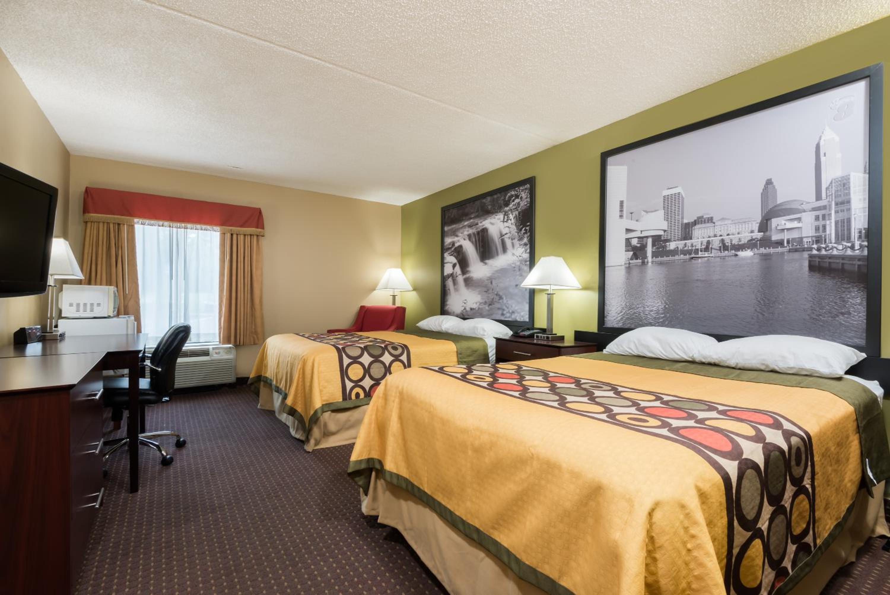 Double Room with Two Double Beds - Non-Smoking - Photo 3