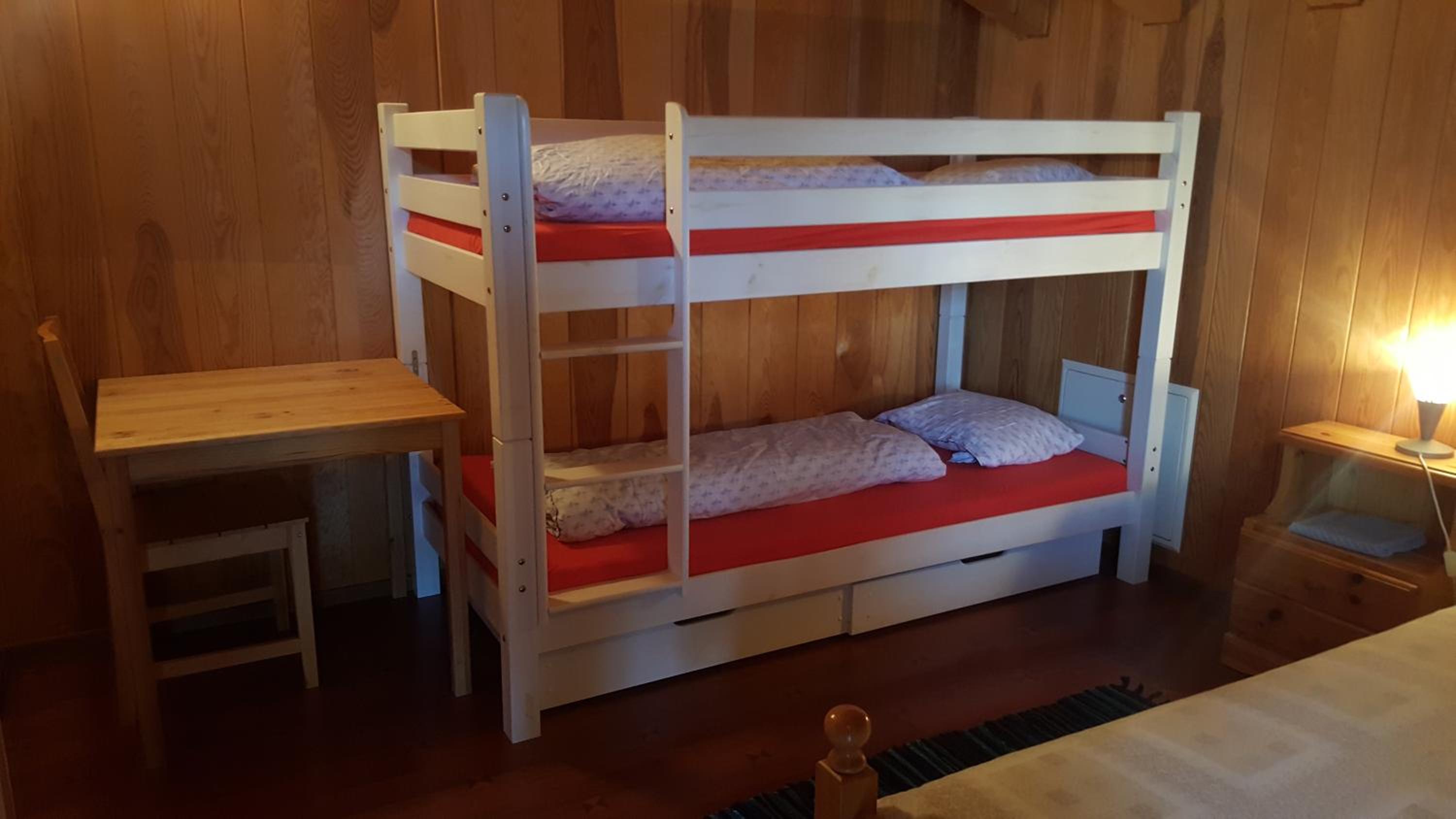 Quadruple Room with Private Bathroom photo 2